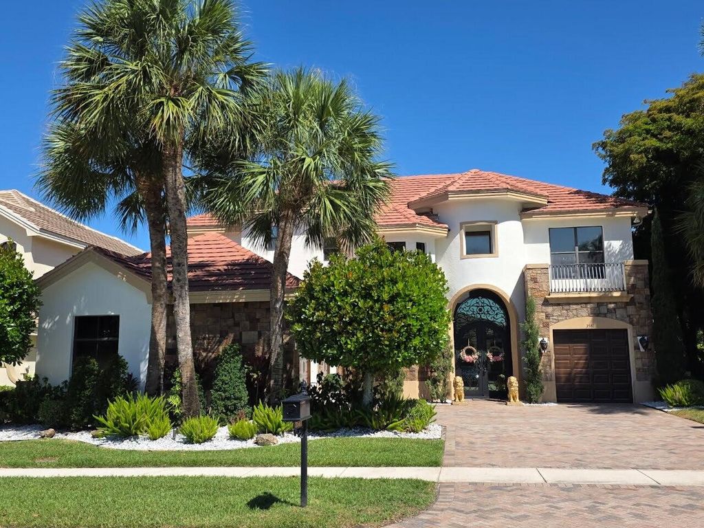 Photo of 3581 Collonade Drive, Wellington, FL 33449 (MLS # B26027177)