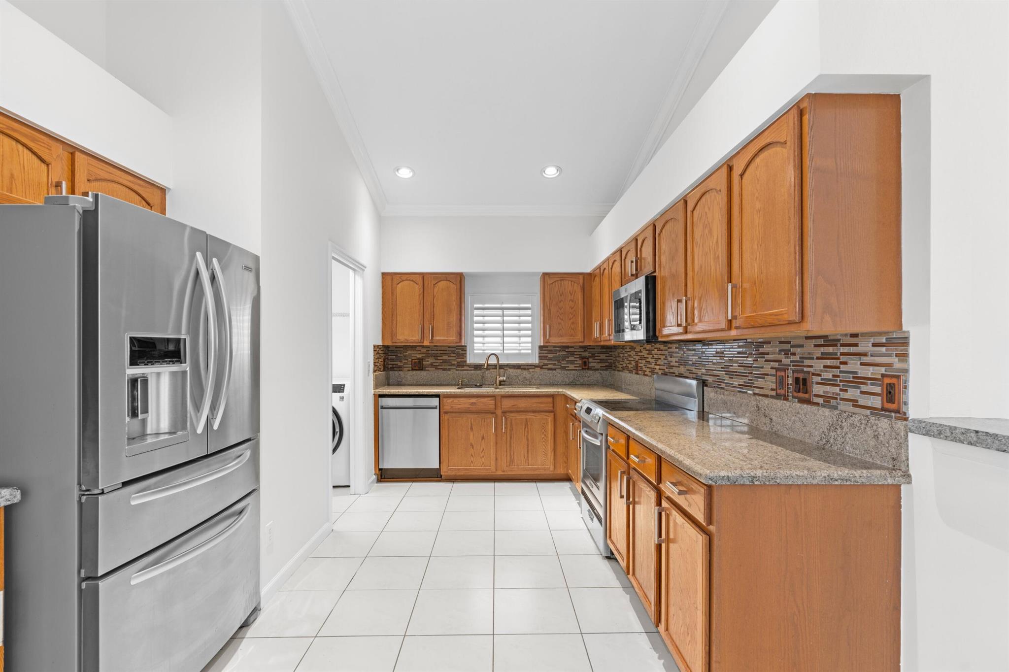 EAGLE POINT - Residential Lease