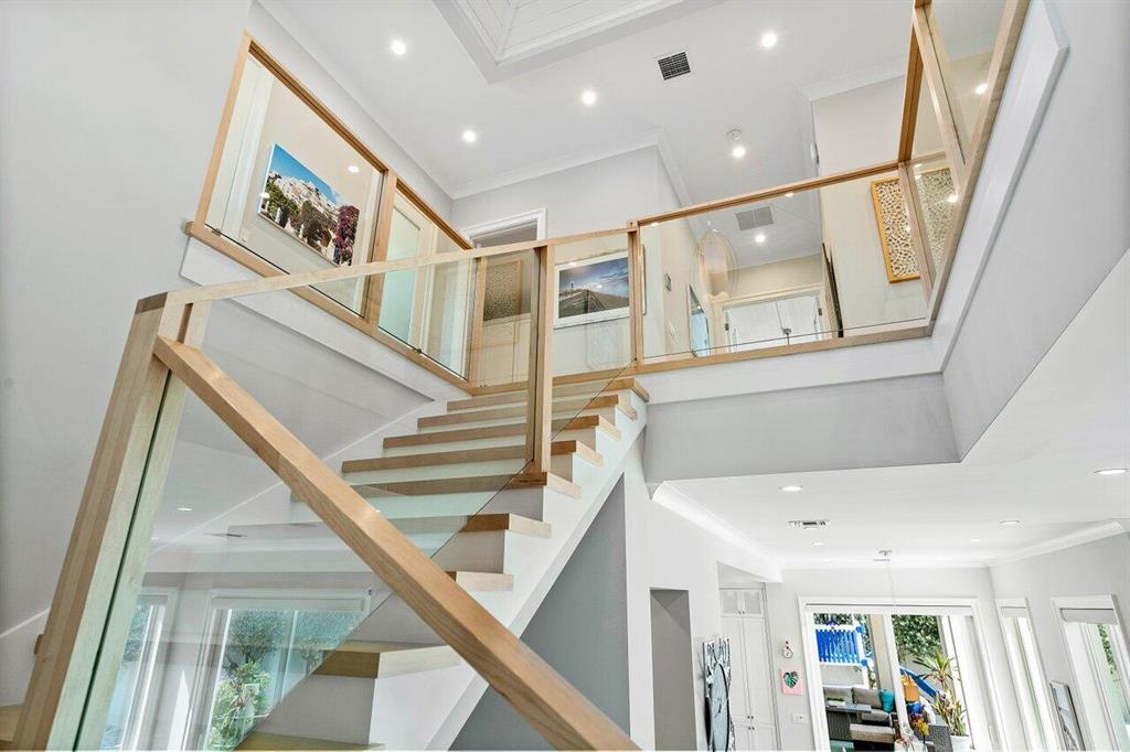 Palm Trail - Residential