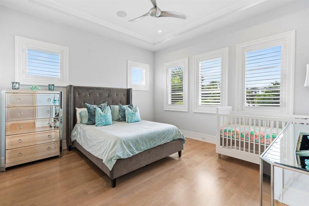 Palm Trail - Residential