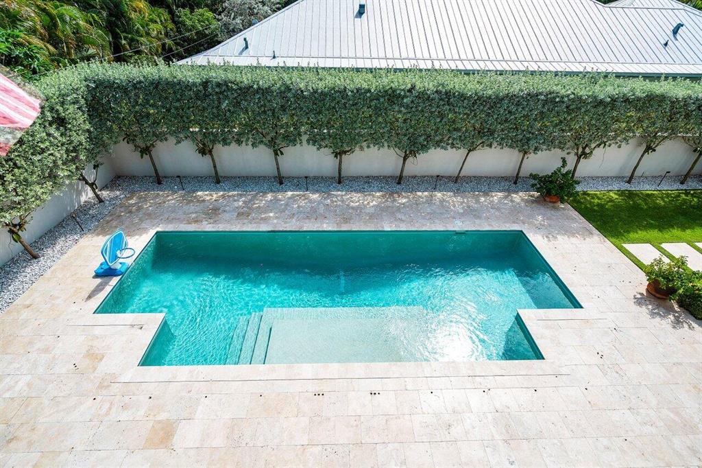 Palm Trail - Residential