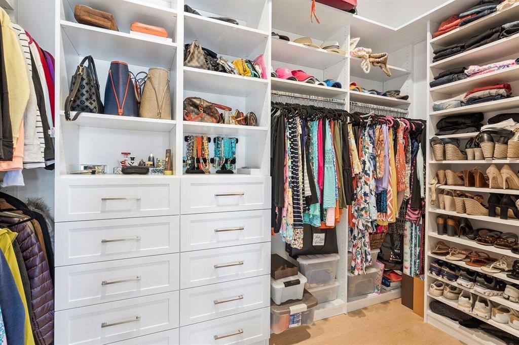 Palm Trail - Residential