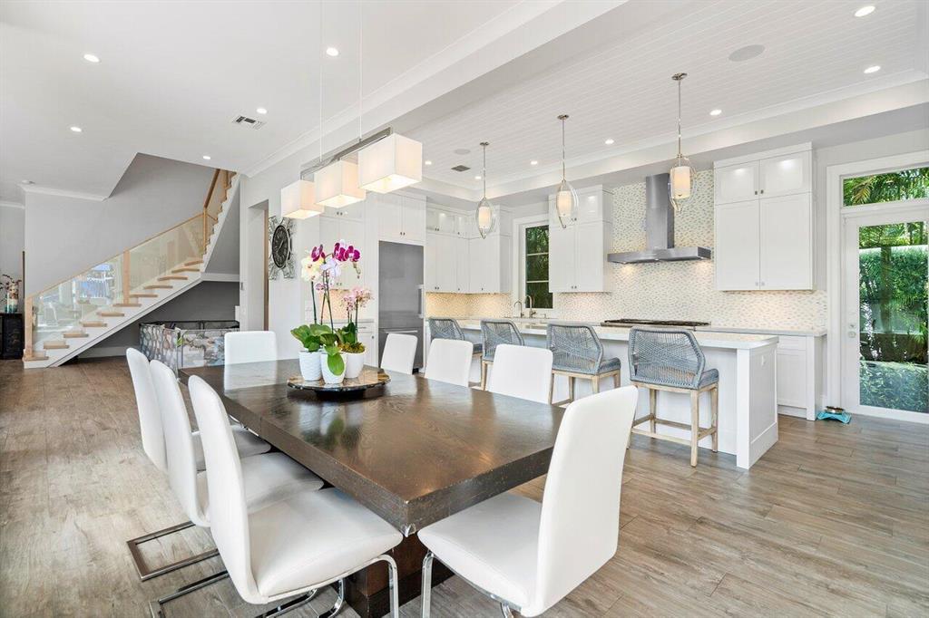 Palm Trail - Residential