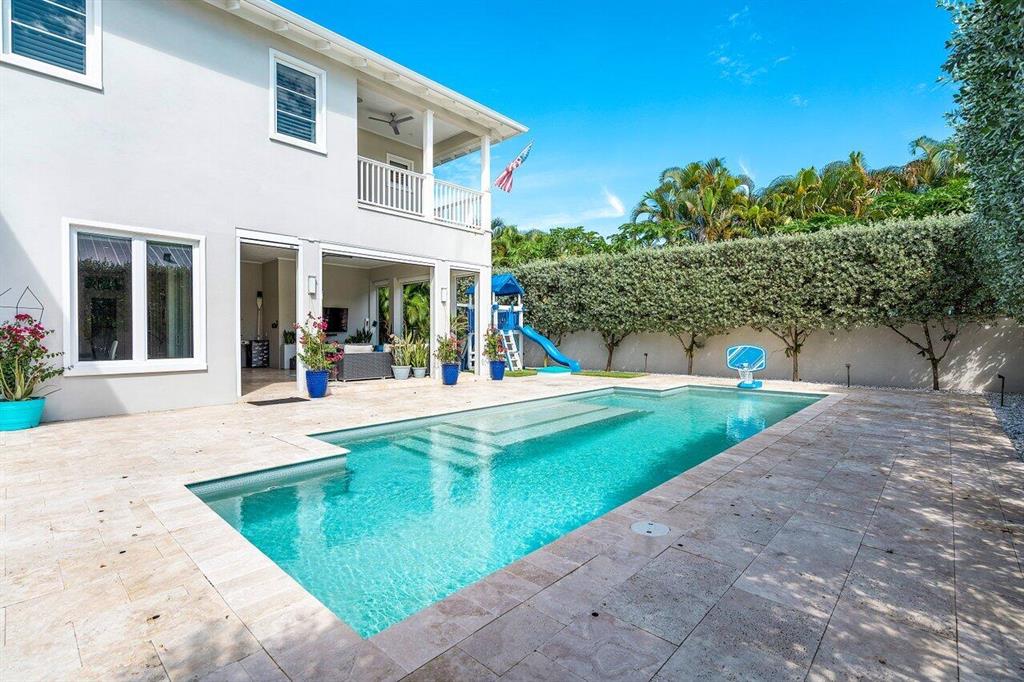 Palm Trail - Residential