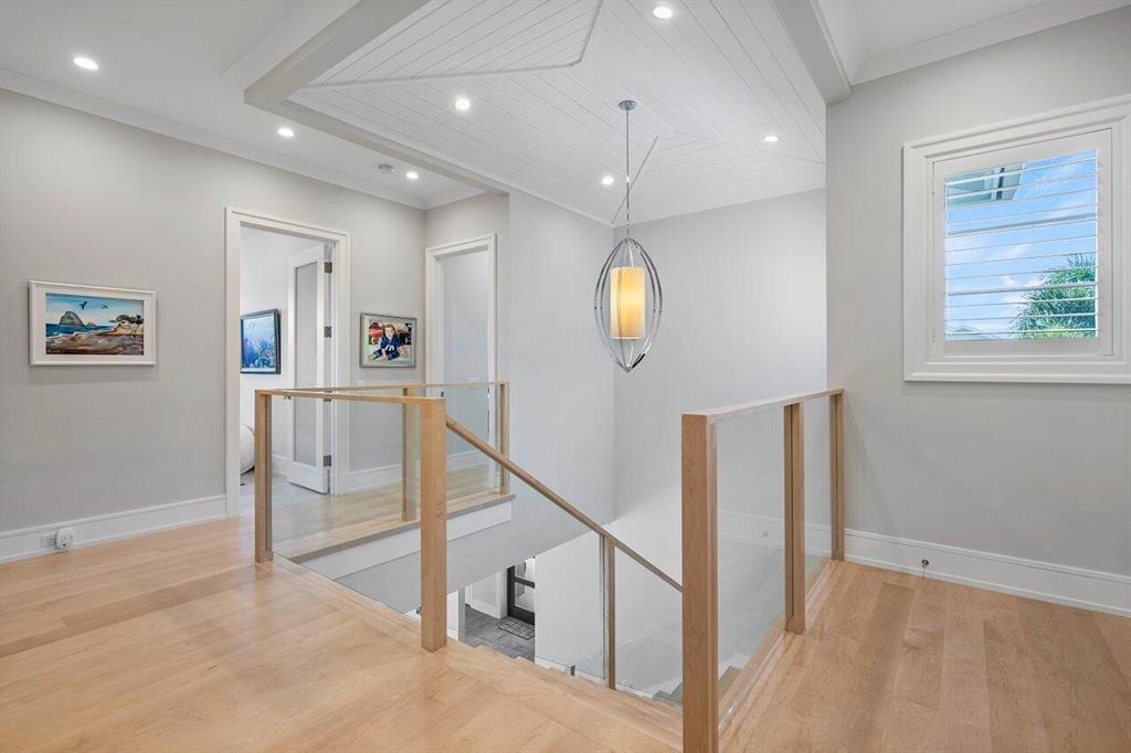 Palm Trail - Residential