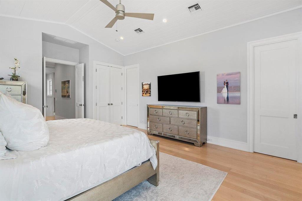 Palm Trail - Residential