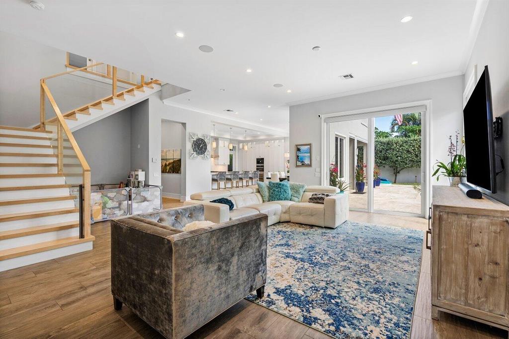 Palm Trail - Residential