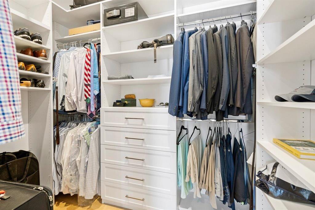 Palm Trail - Residential