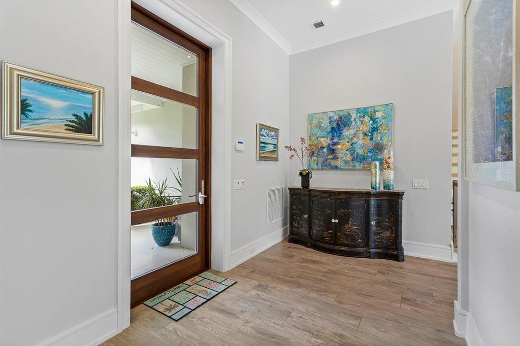 Palm Trail - Residential