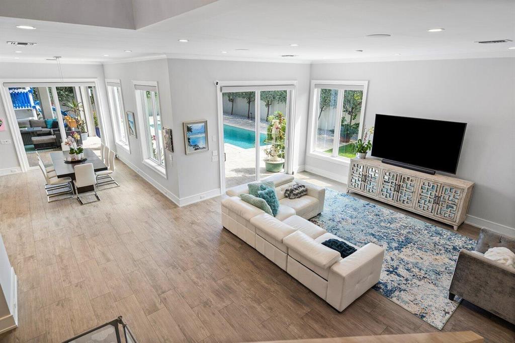 Palm Trail - Residential