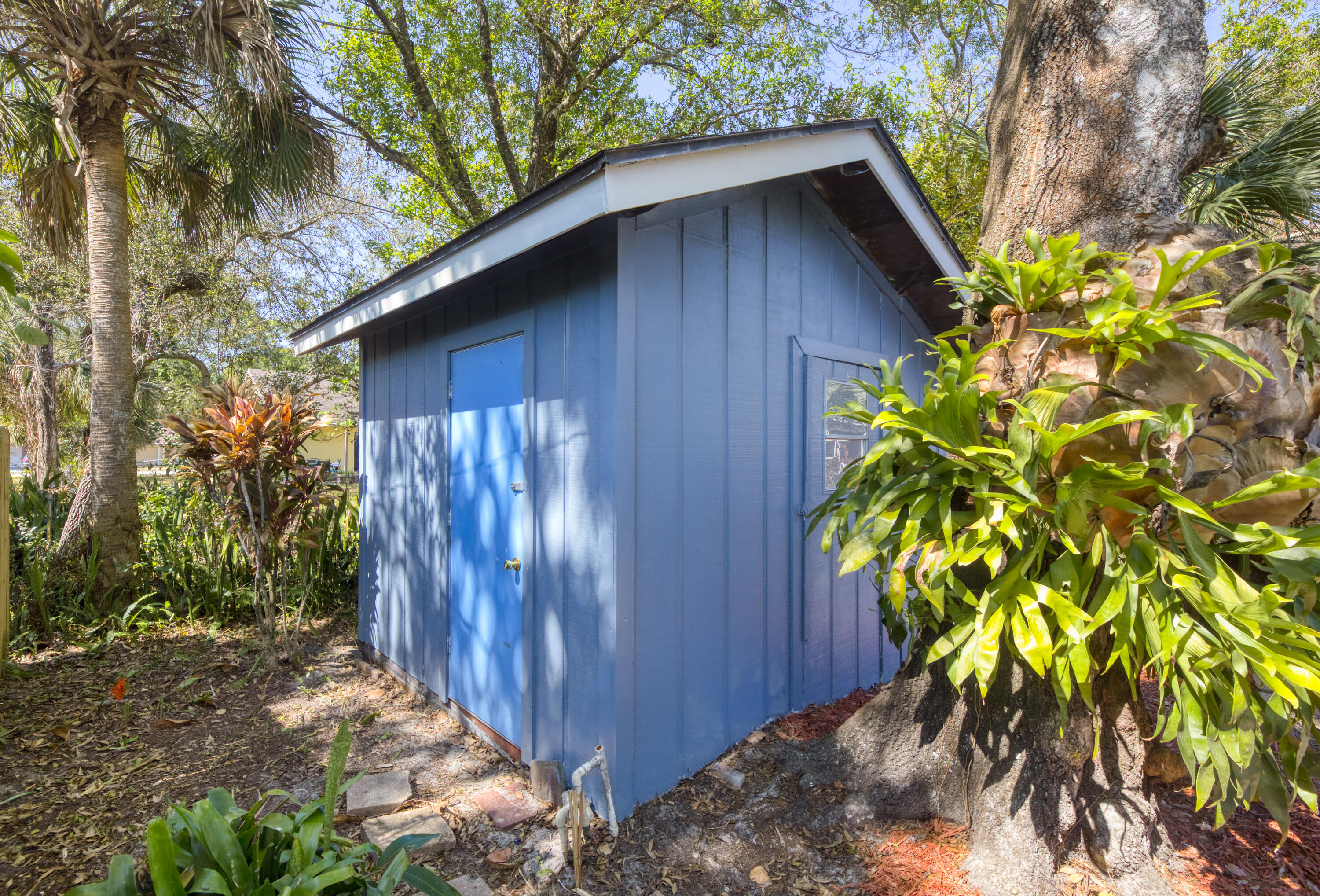 GROVENOR ESTATES UNIT 2 - Residential