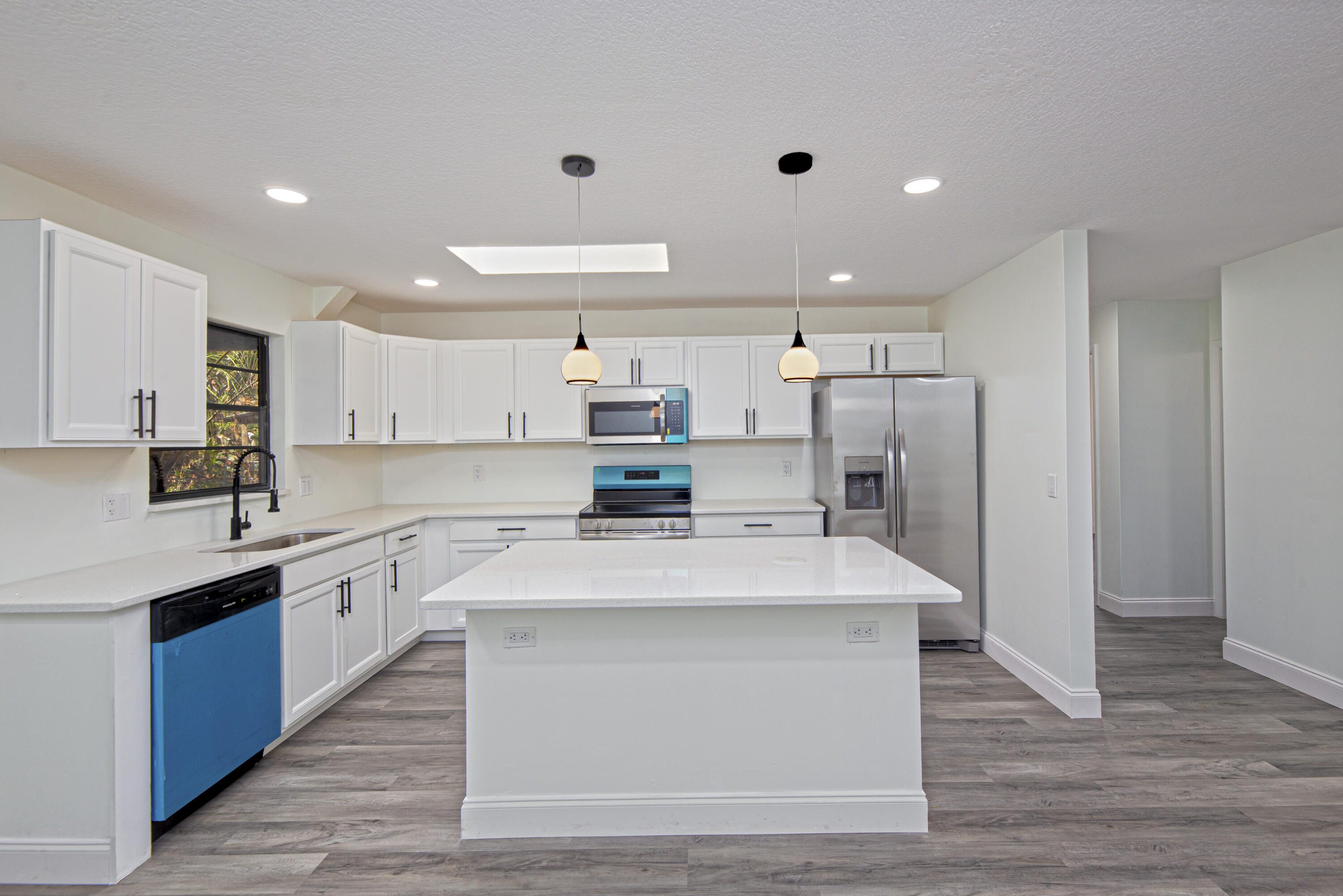 GROVENOR ESTATES UNIT 2 - Residential