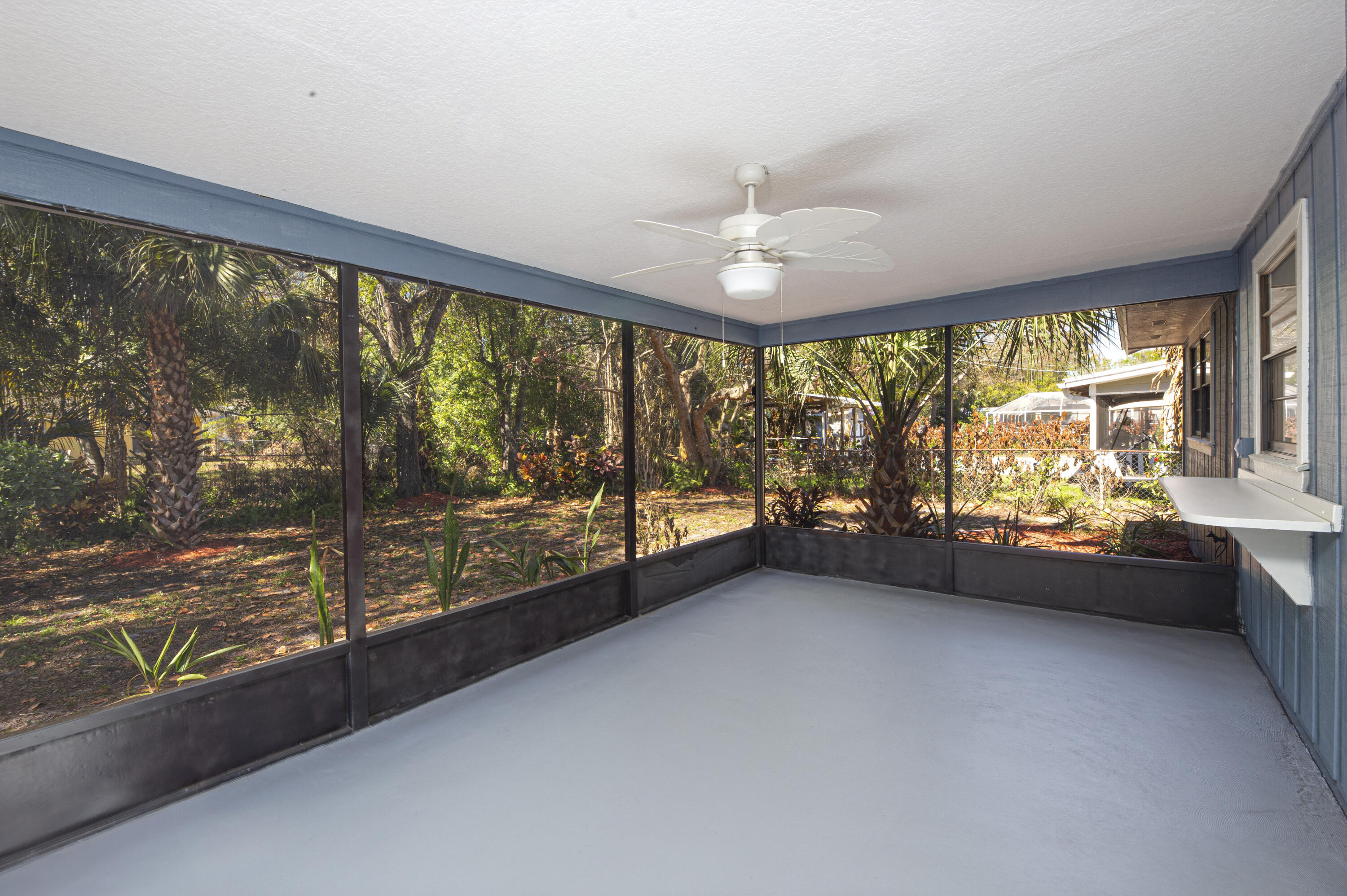 GROVENOR ESTATES UNIT 2 - Residential