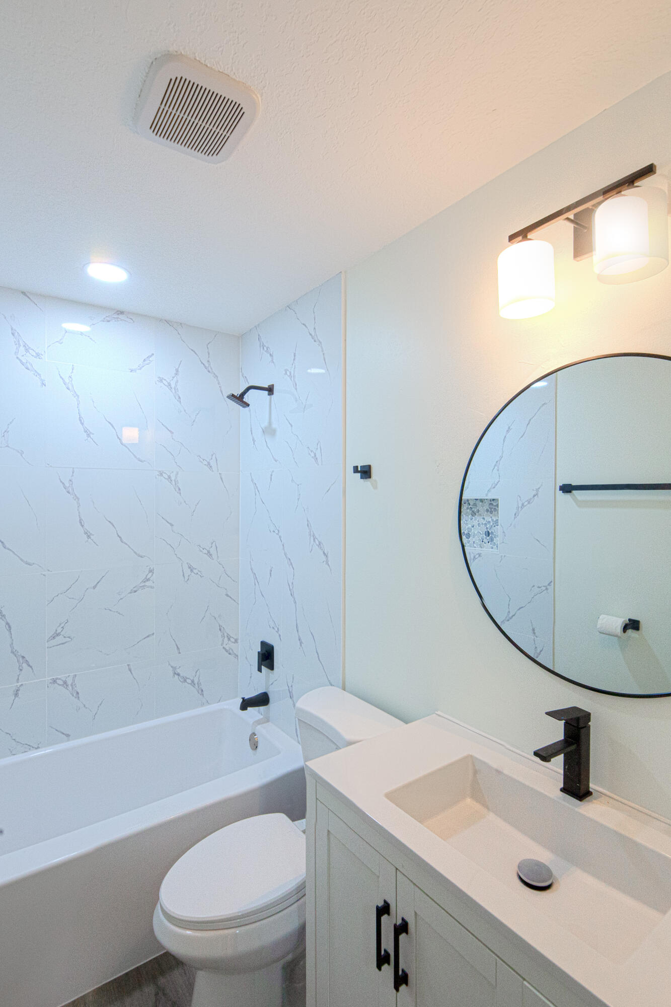 GROVENOR ESTATES UNIT 2 - Residential