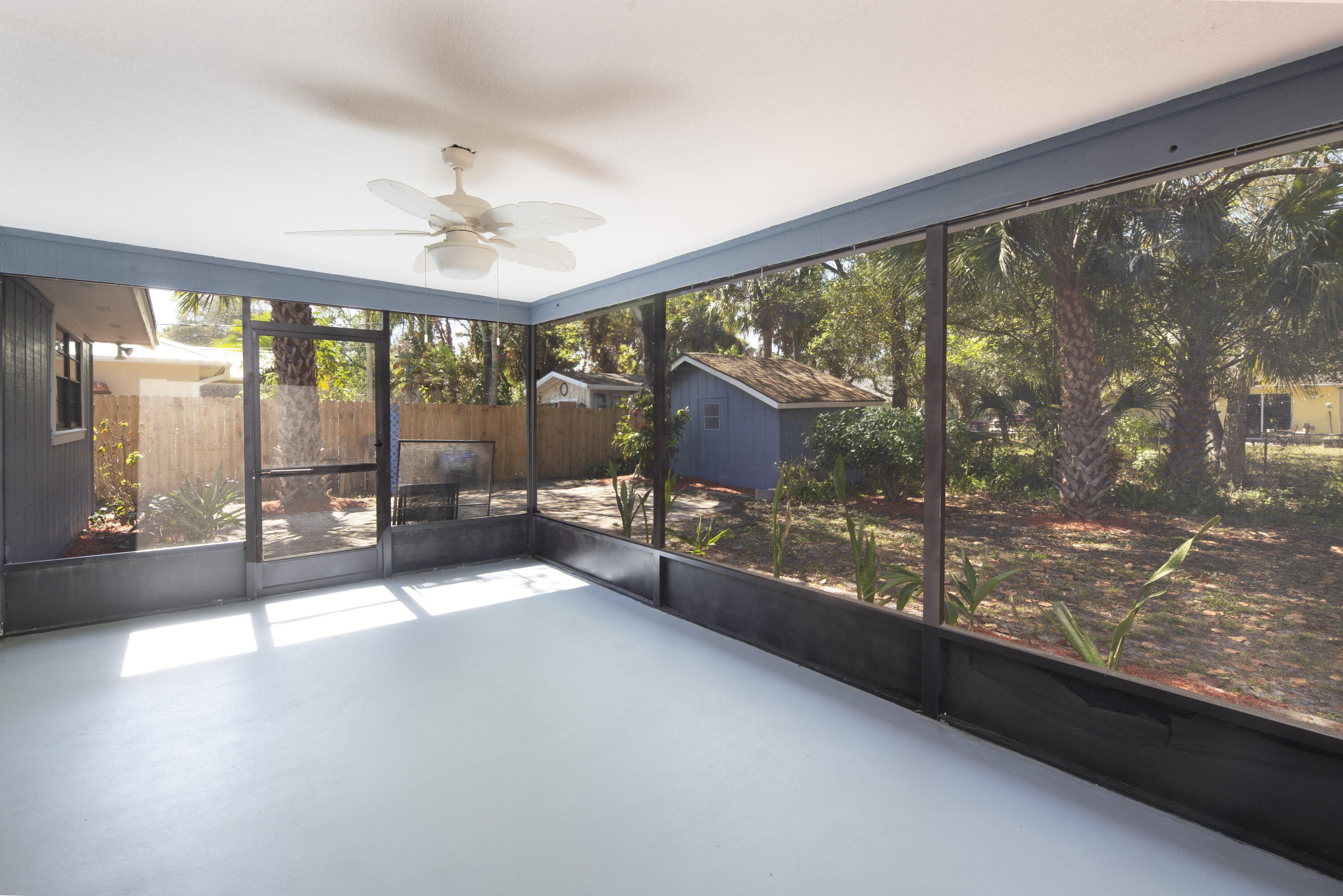 GROVENOR ESTATES UNIT 2 - Residential