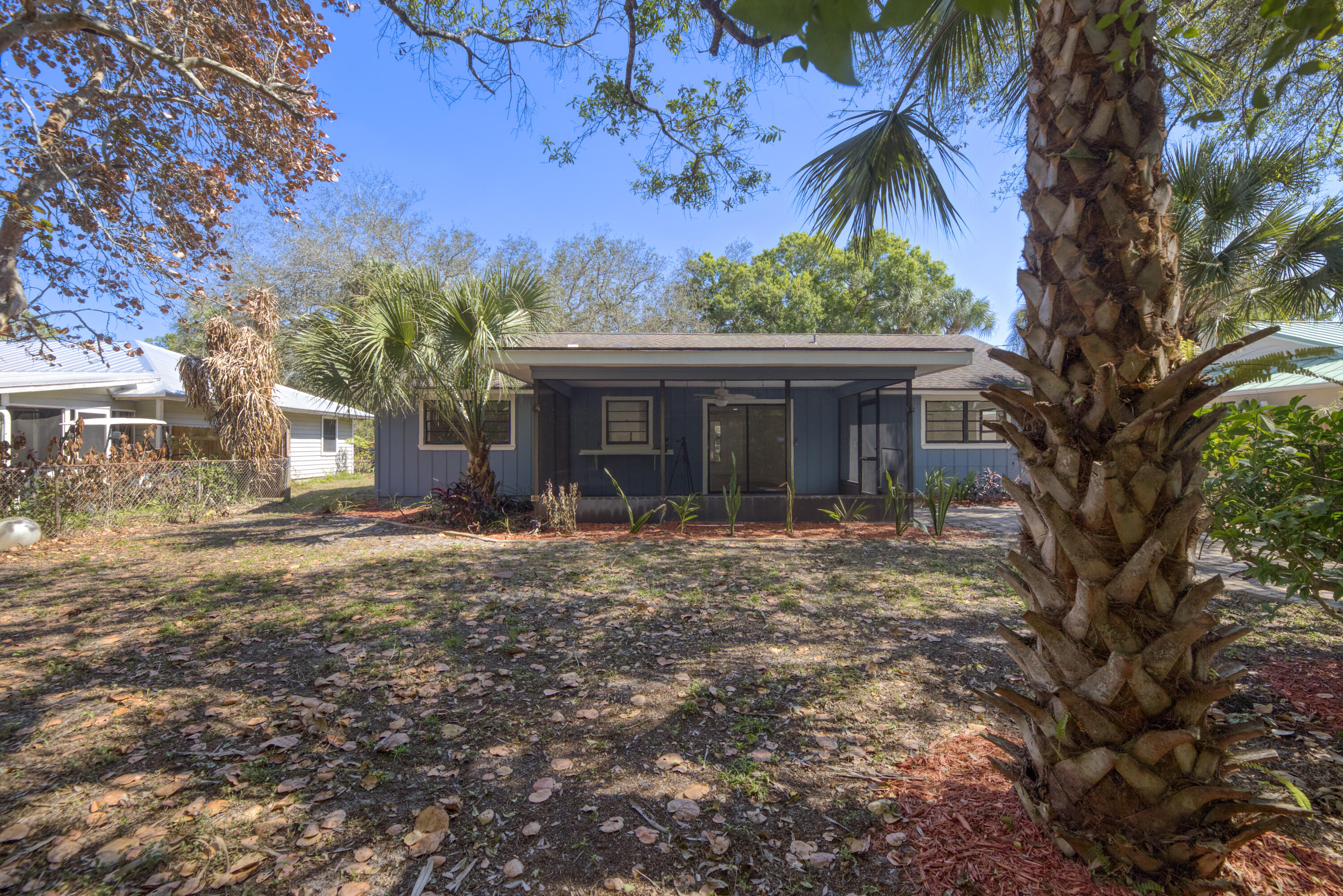 GROVENOR ESTATES UNIT 2 - Residential