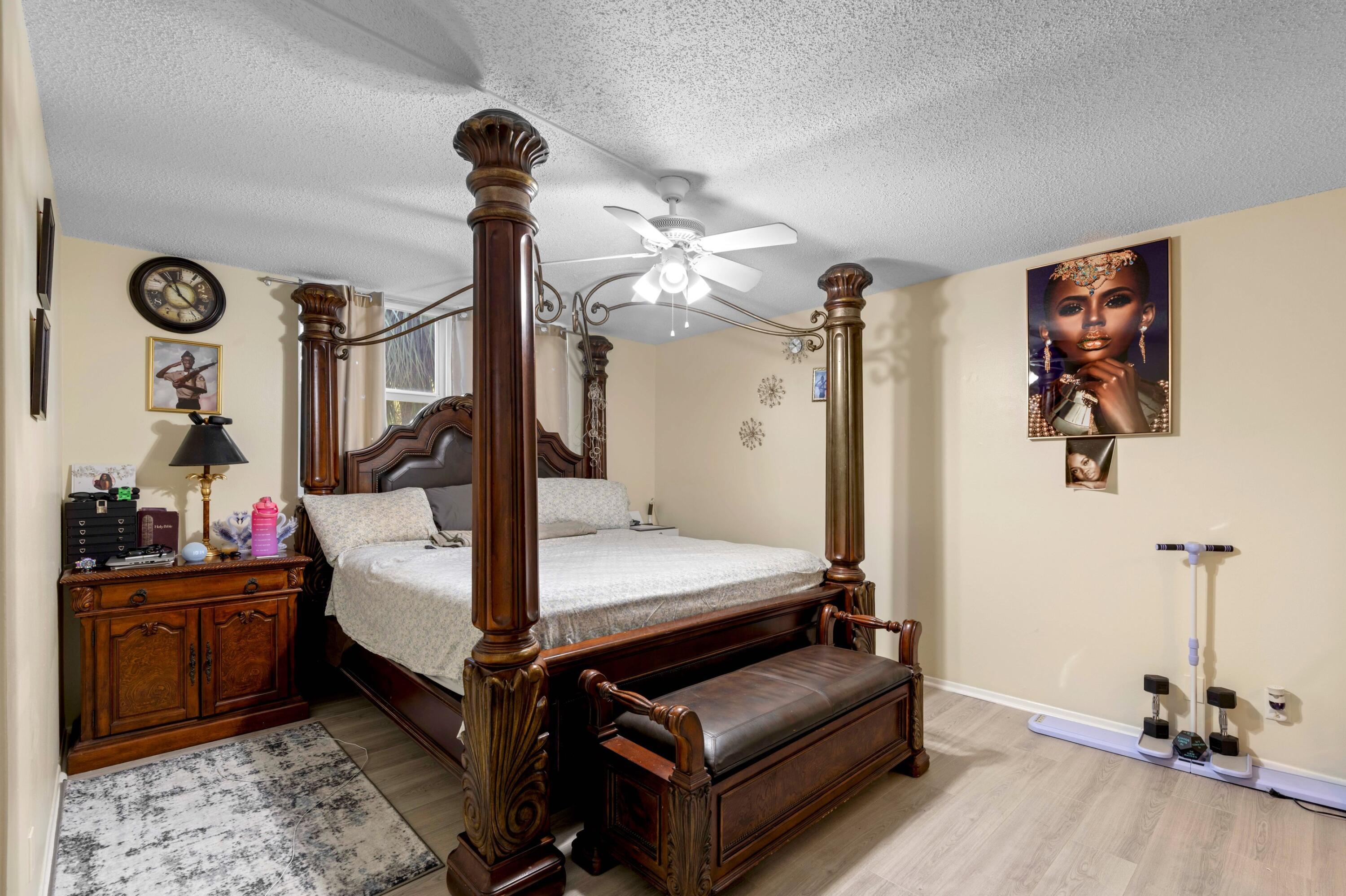 BOCA TEECA CONDO 4 - Residential