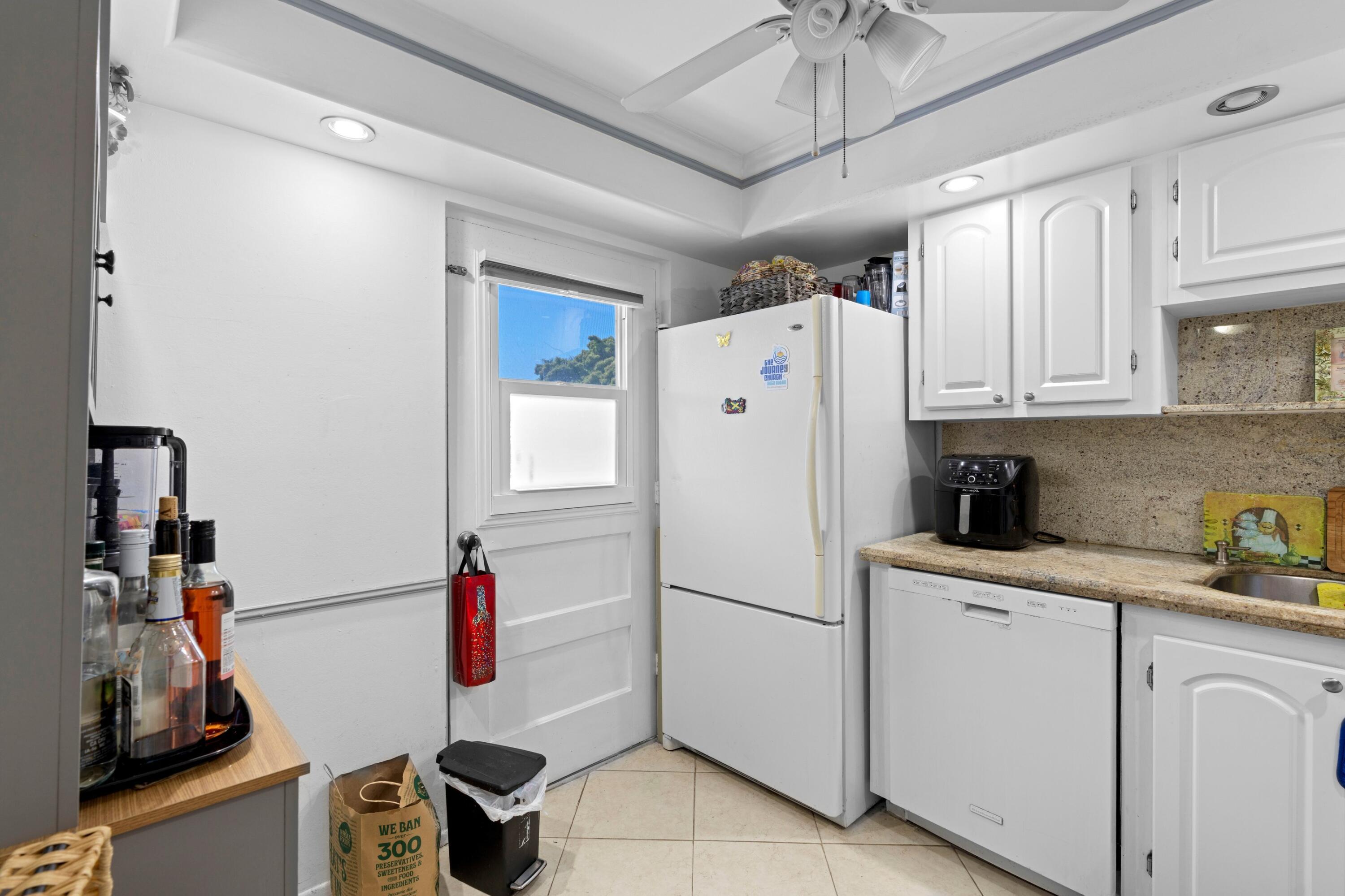BOCA TEECA CONDO 4 - Residential