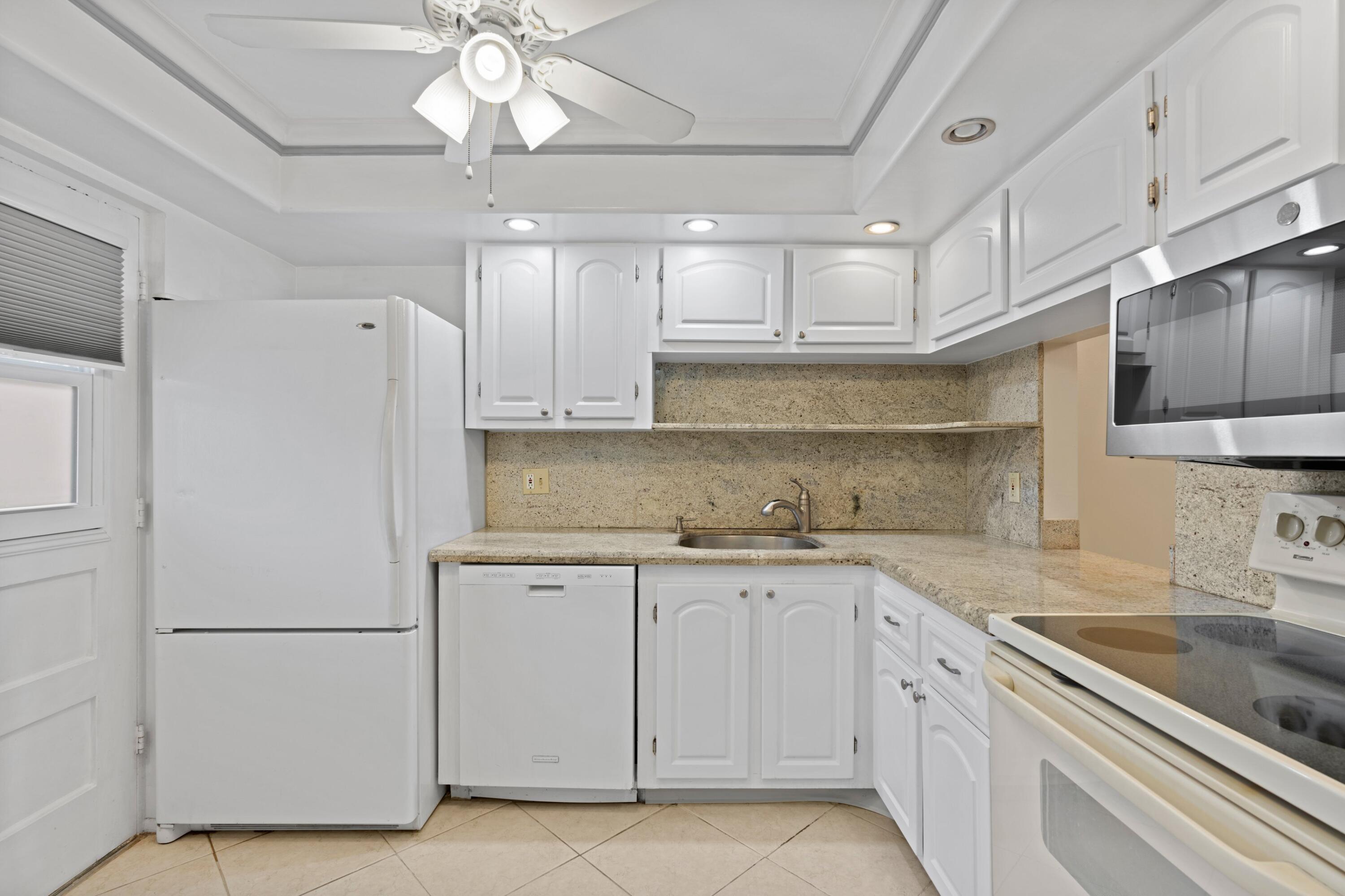 BOCA TEECA CONDO 4 - Residential