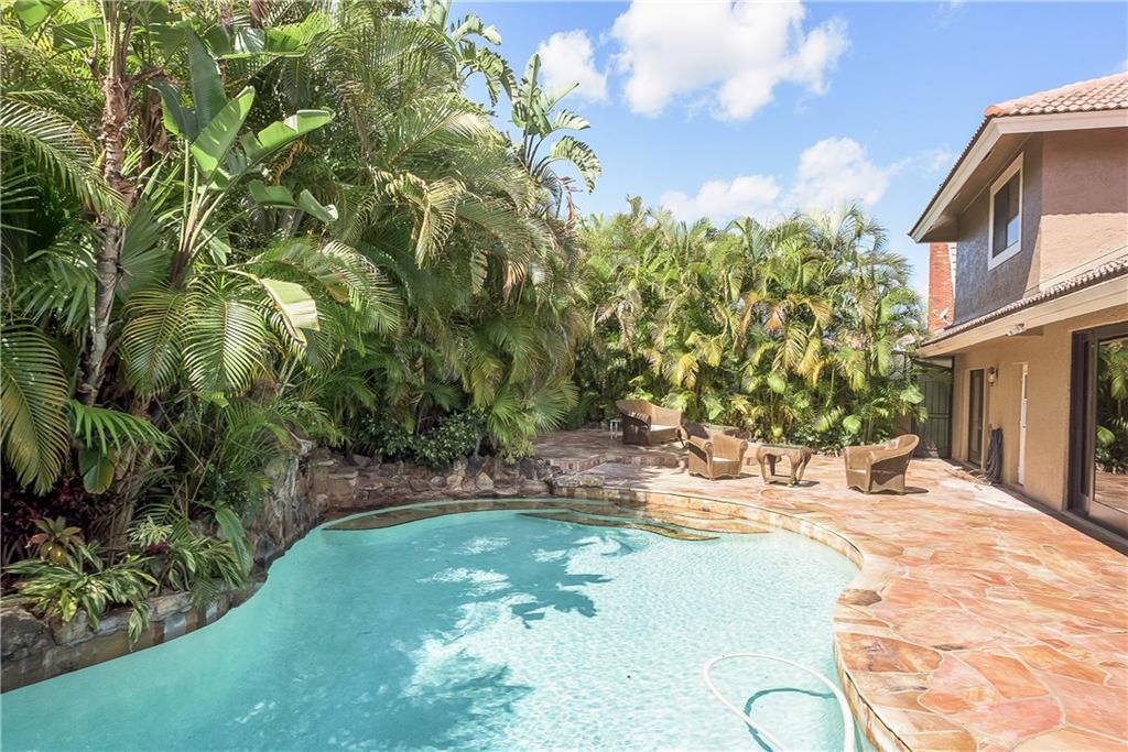 EAGLE TRACE - Residential