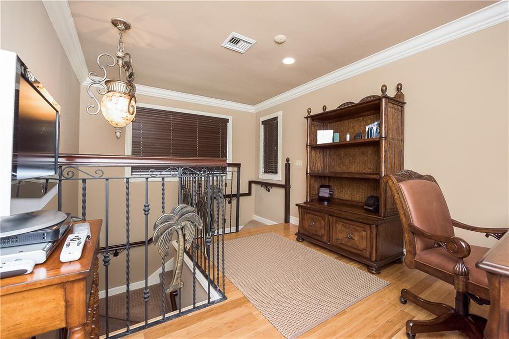 EAGLE TRACE - Residential