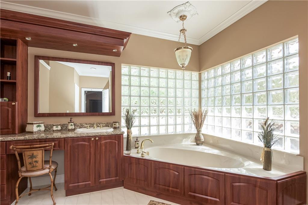 EAGLE TRACE - Residential
