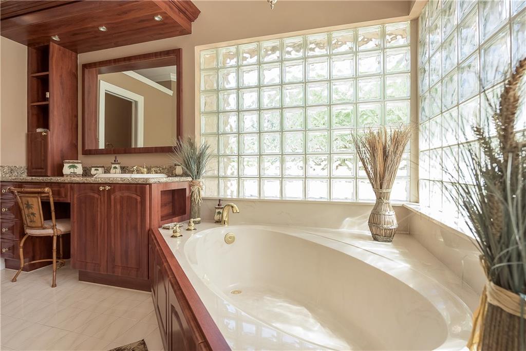 EAGLE TRACE - Residential