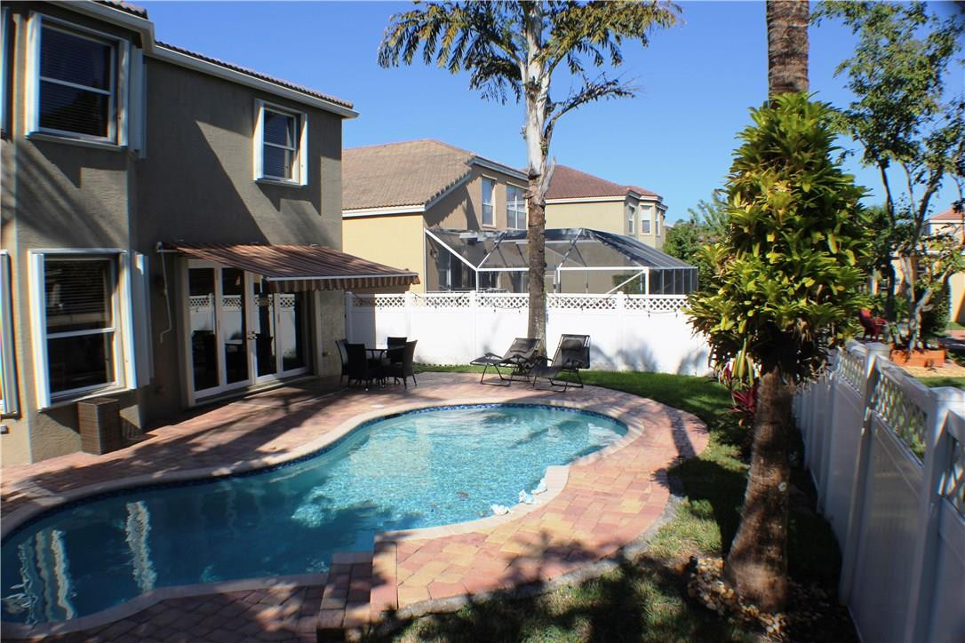 RIVIERA ISLES II 170-53 B - Residential