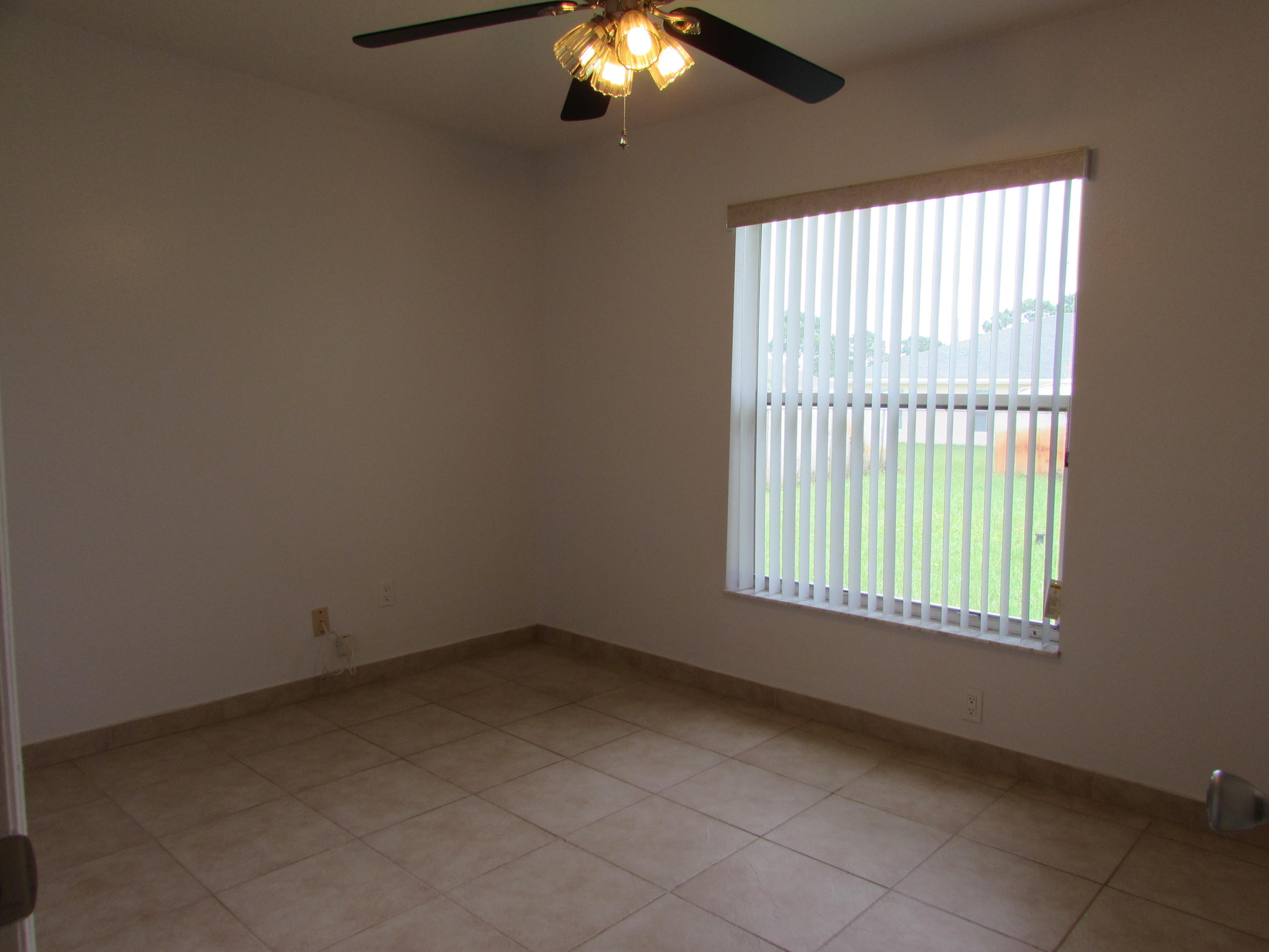 PORT ST LUCIE SECTION 46 1ST REPLAT - Residential Lease