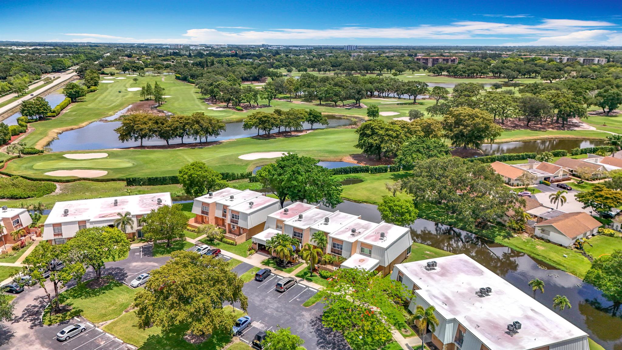ISLA MERITACONDOMINIUM I - Residential