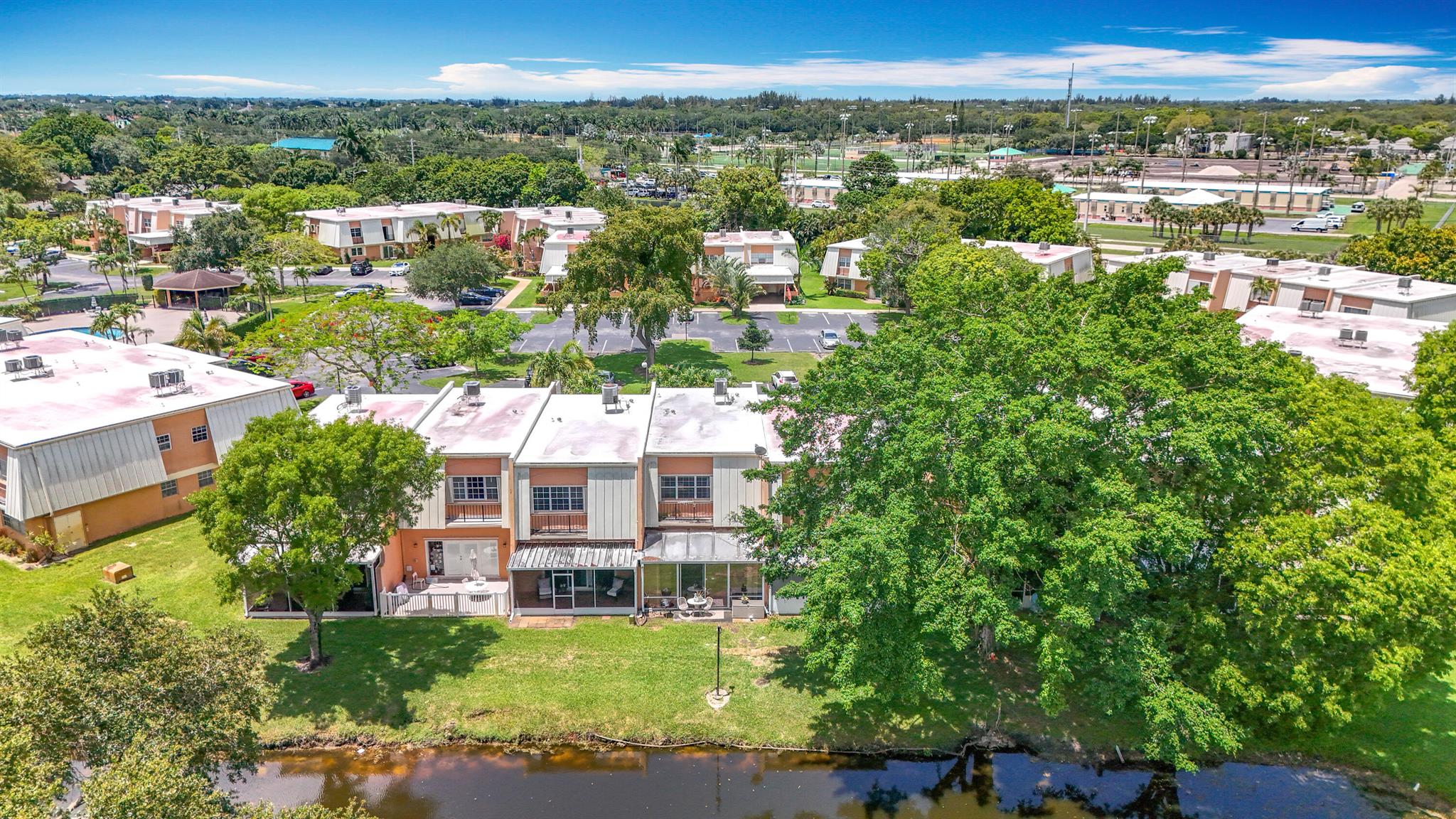 ISLA MERITACONDOMINIUM I - Residential