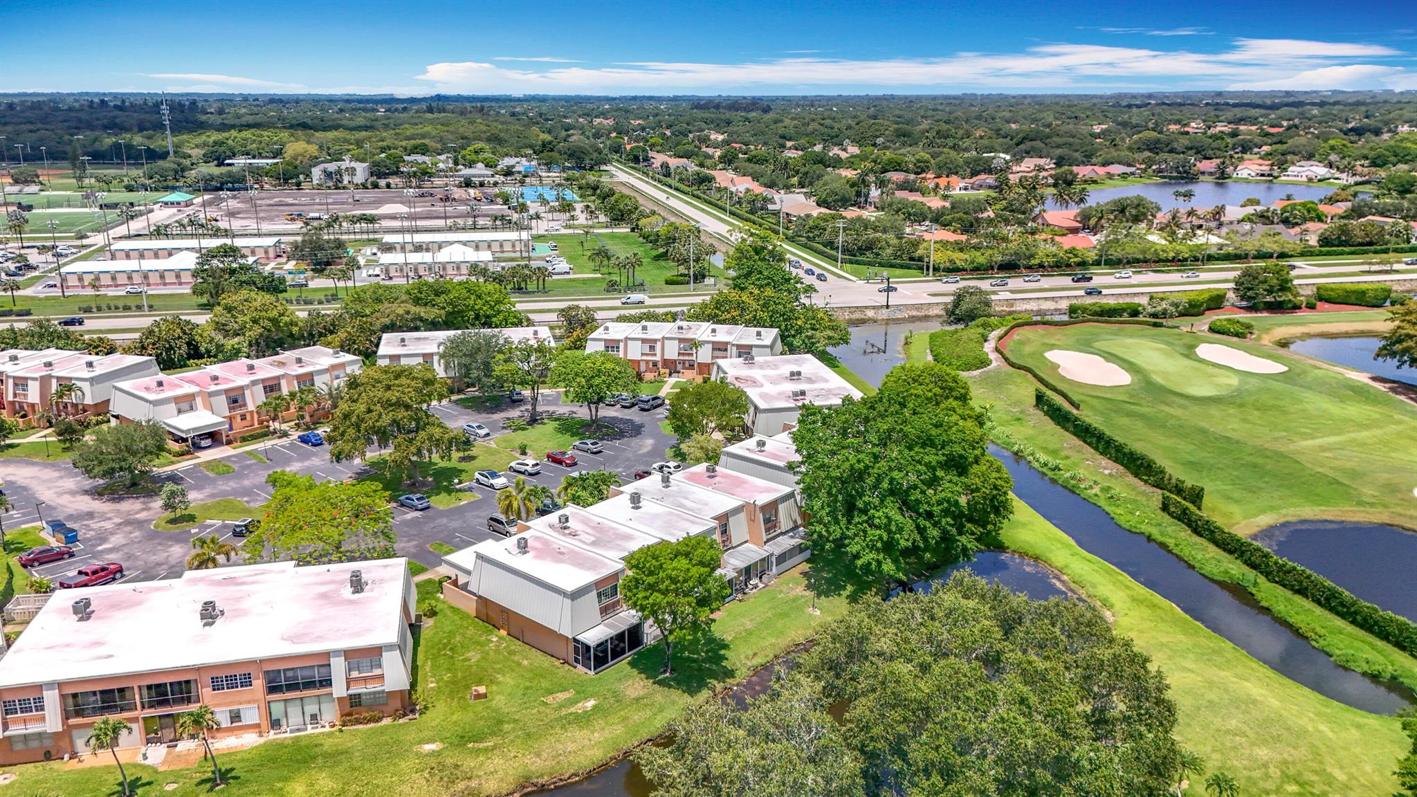 ISLA MERITACONDOMINIUM I - Residential
