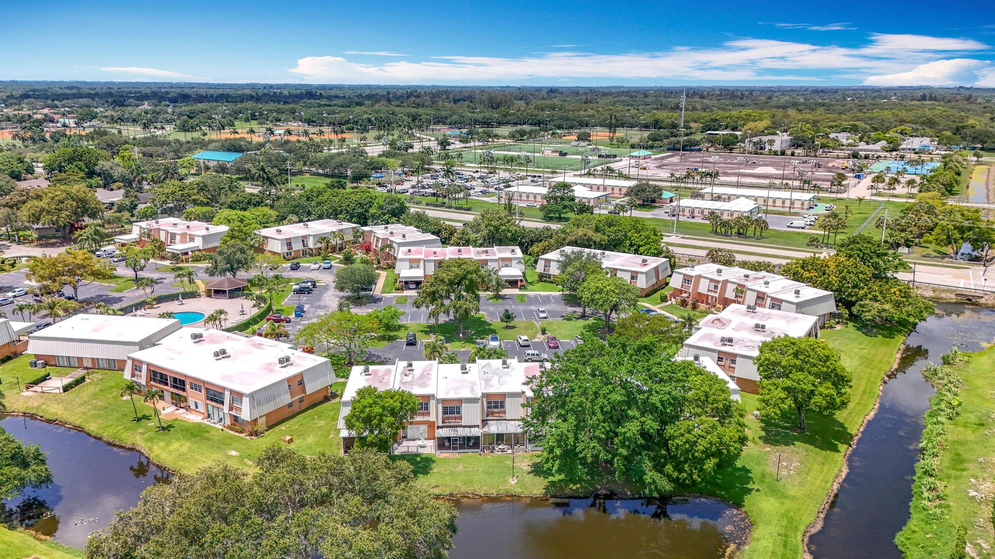 ISLA MERITACONDOMINIUM I - Residential