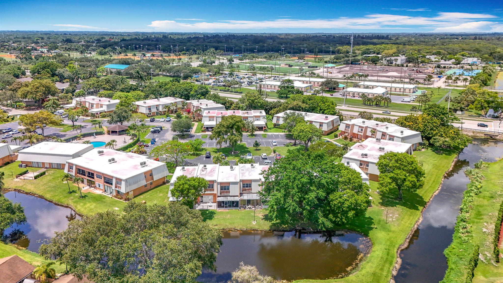 ISLA MERITACONDOMINIUM I - Residential