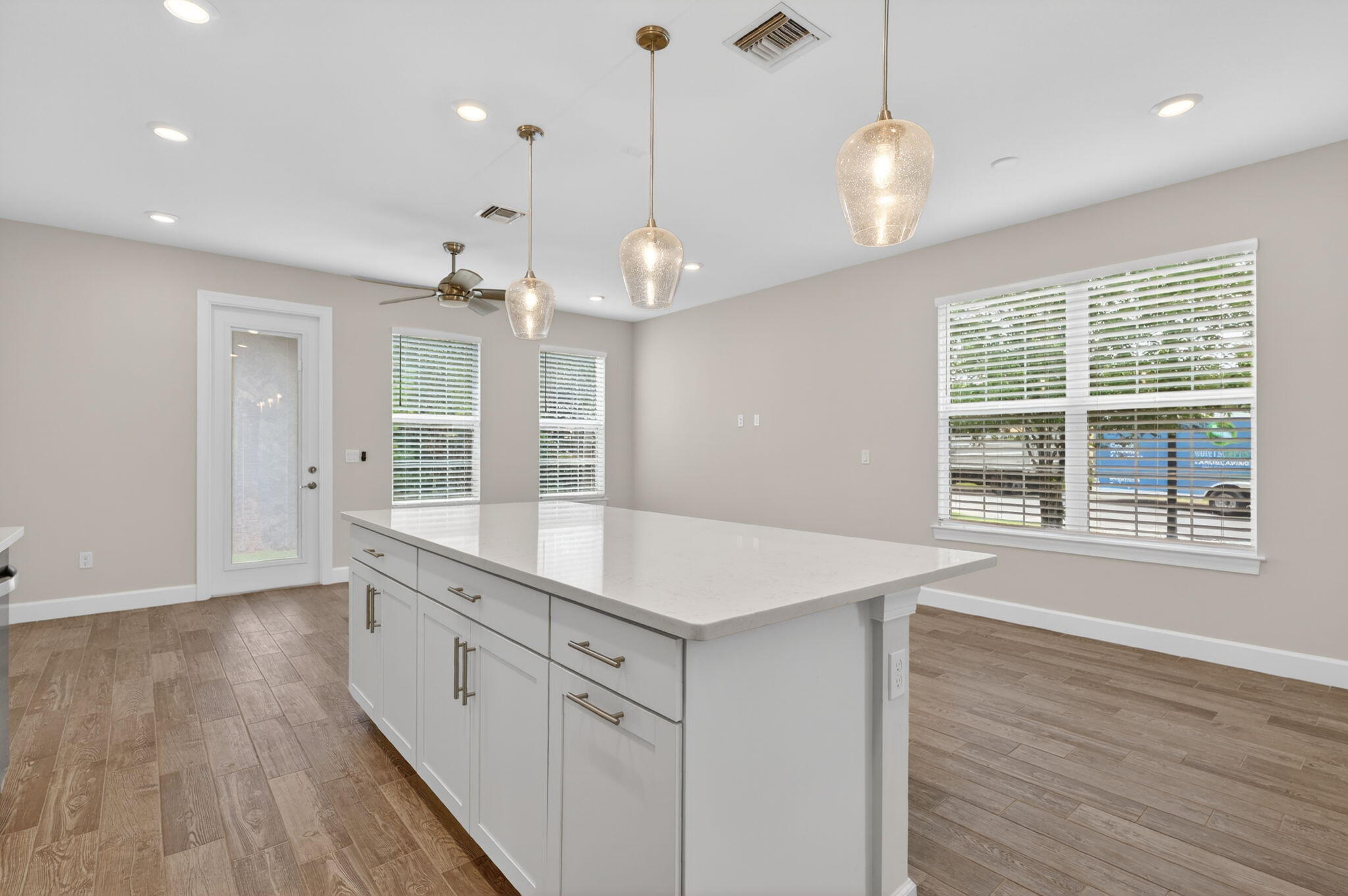 OCEAN COVE - Residential