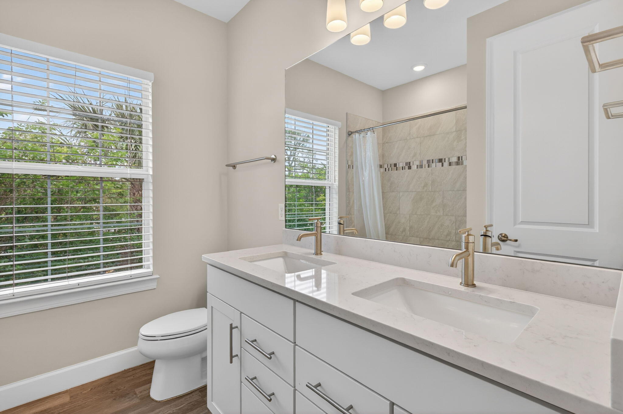 OCEAN COVE - Residential