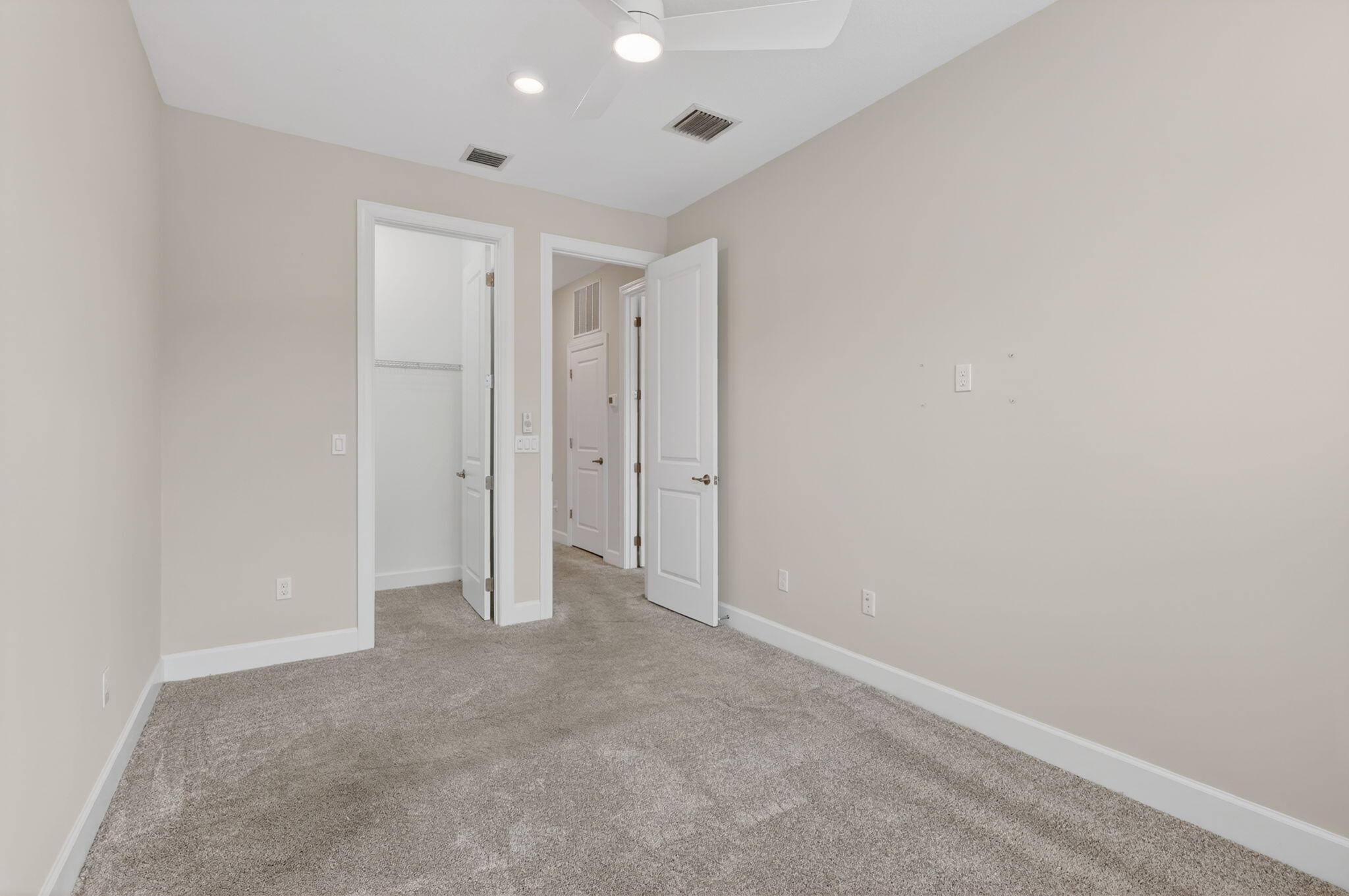 OCEAN COVE - Residential