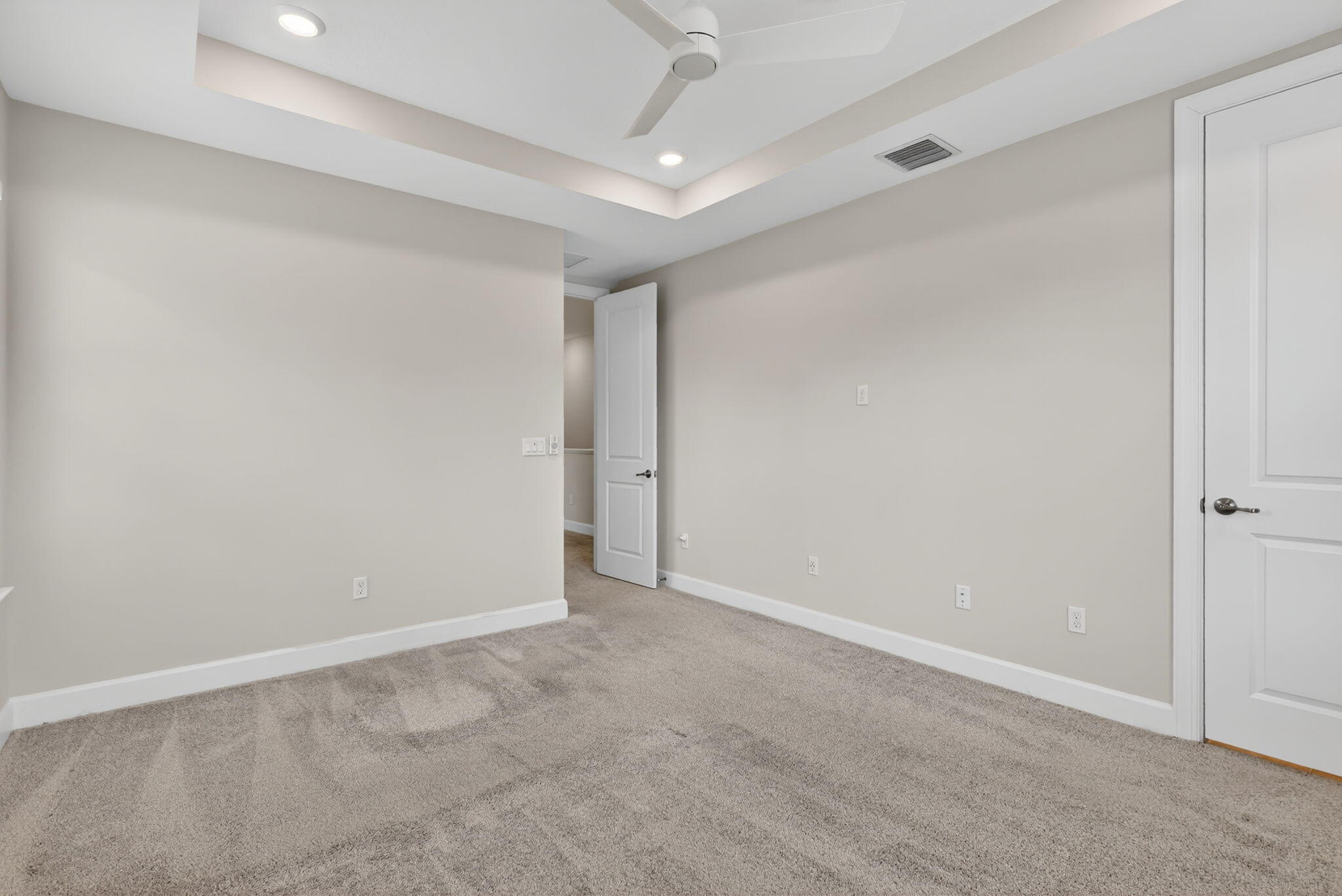 OCEAN COVE - Residential