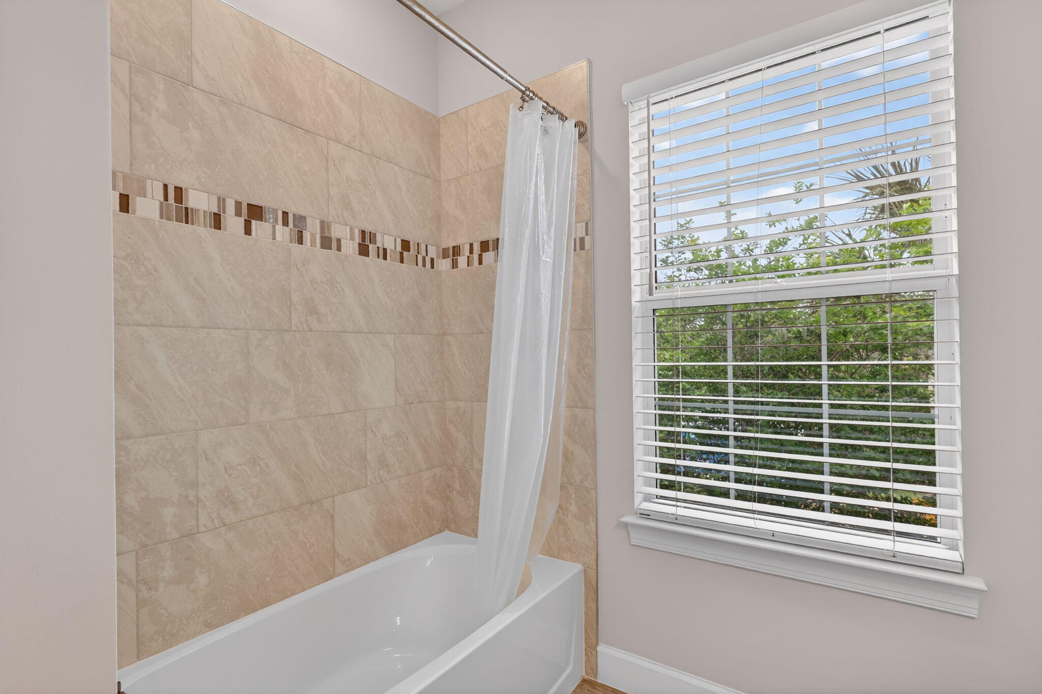 OCEAN COVE - Residential