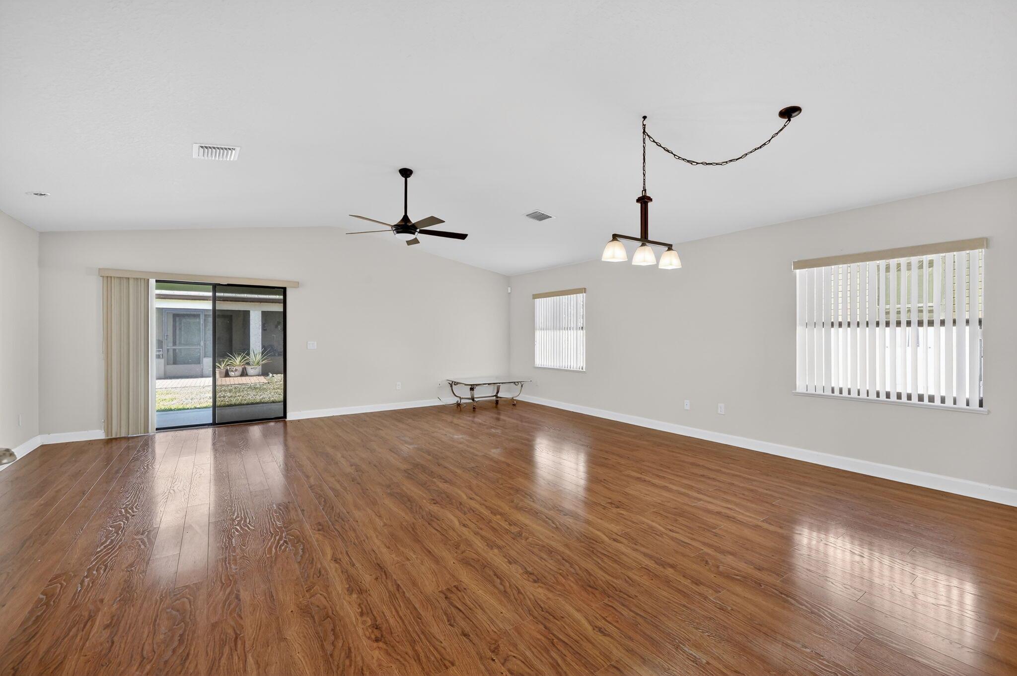 Spanish Lakes Riverfront - Residential