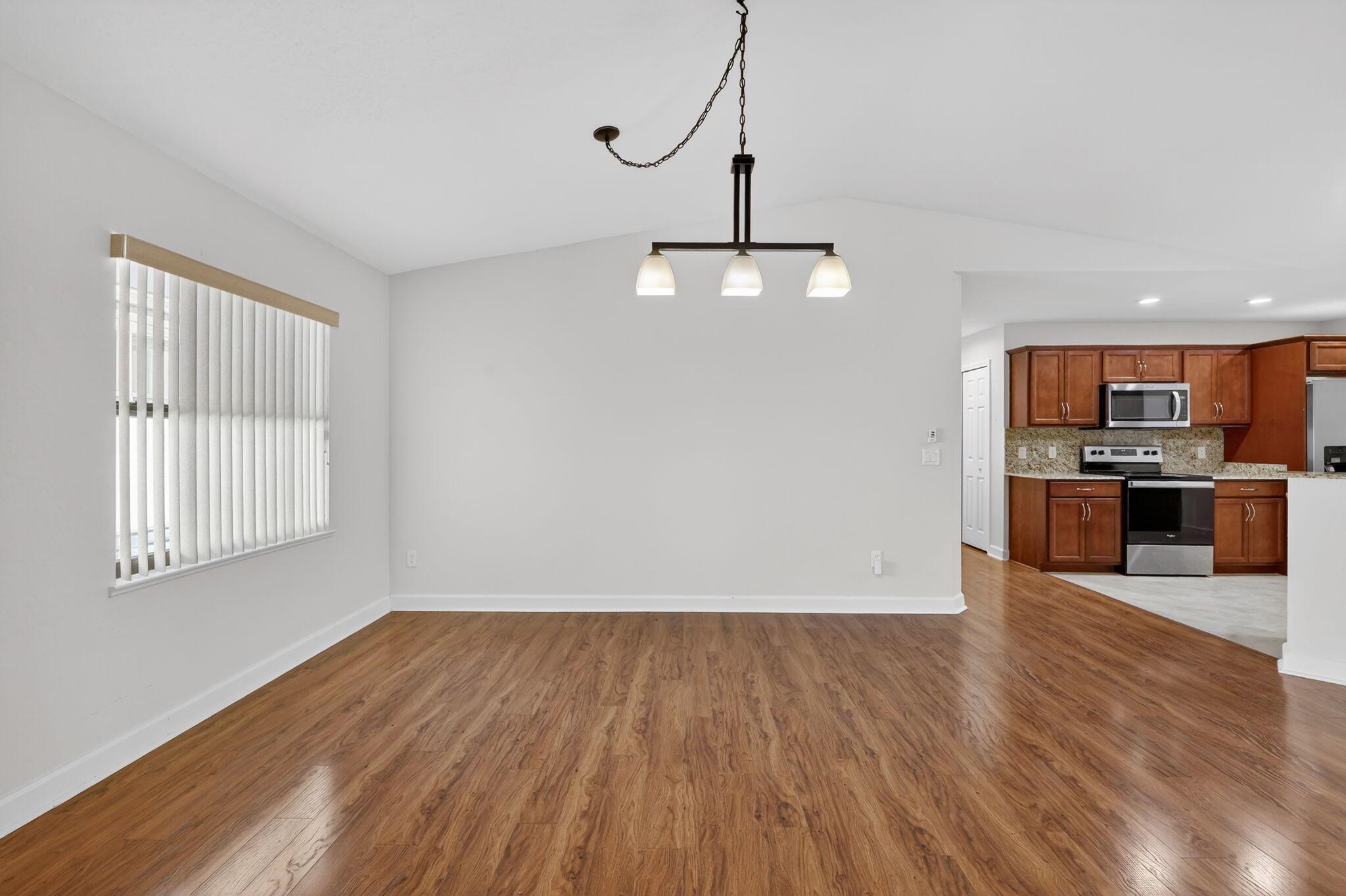 Spanish Lakes Riverfront - Residential