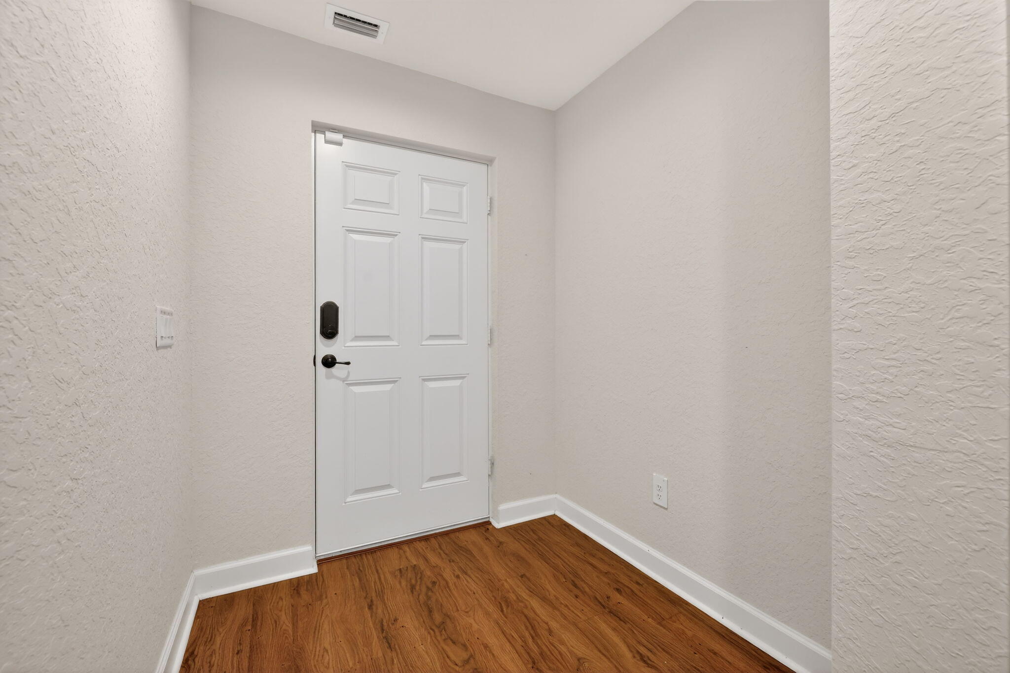 Spanish Lakes Riverfront - Residential