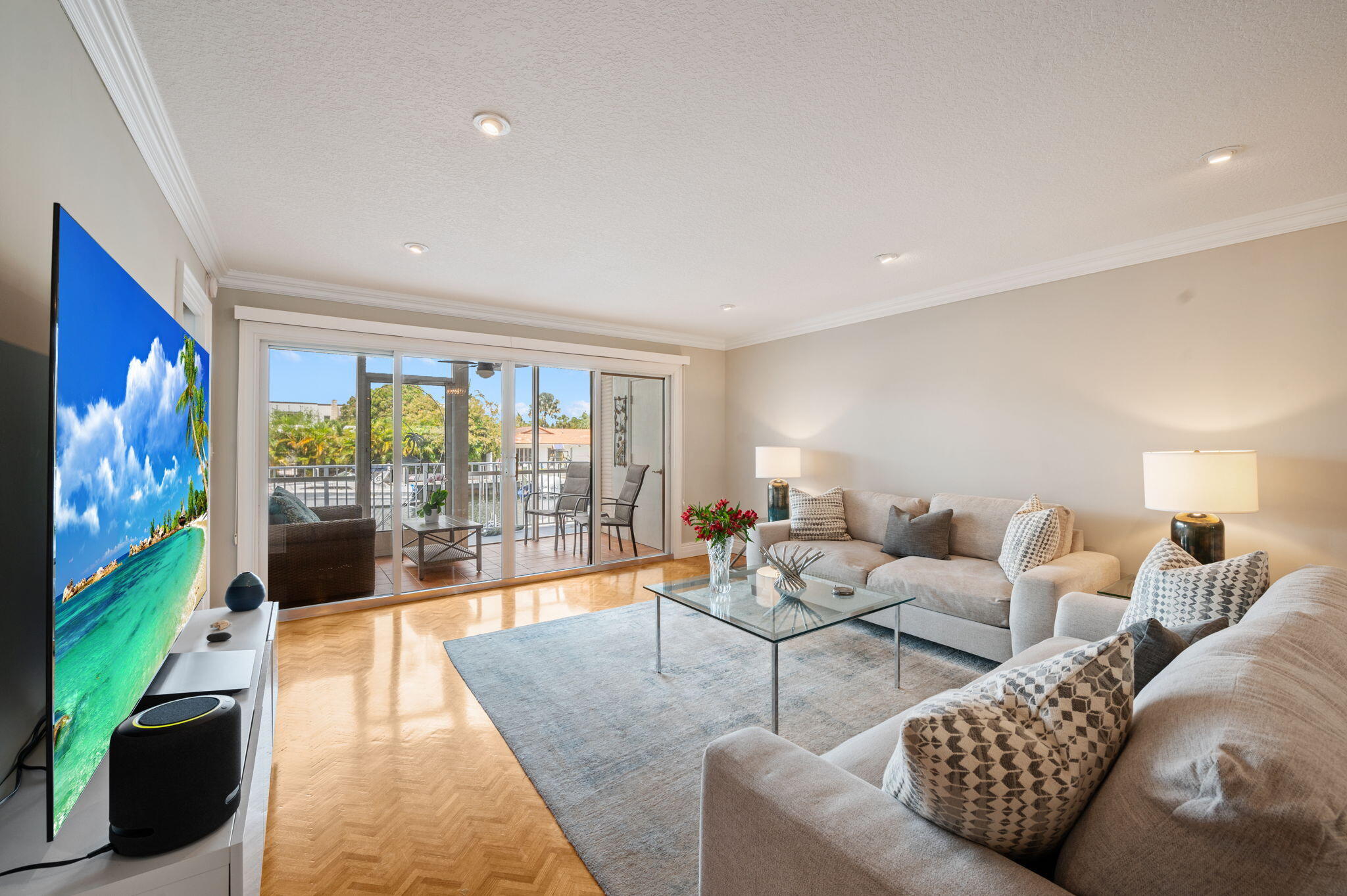 IMPERIAL CONDOMINIUM - Residential Lease