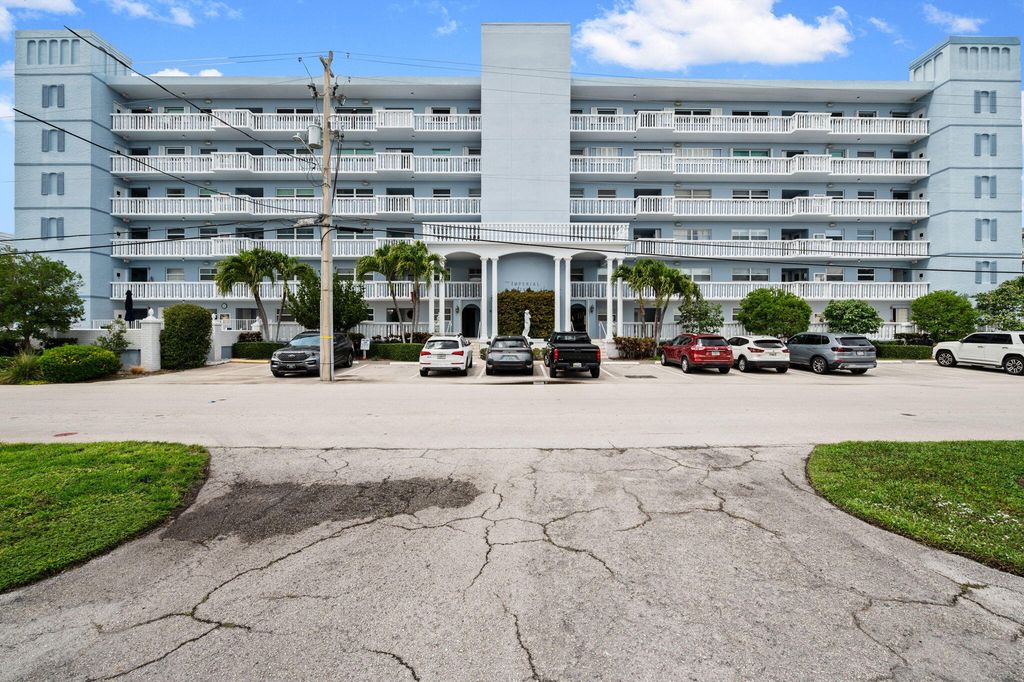Photo of 2829 NE 33rd Court #101, Fort Lauderdale, FL 33306 (MLS # B26015102)
