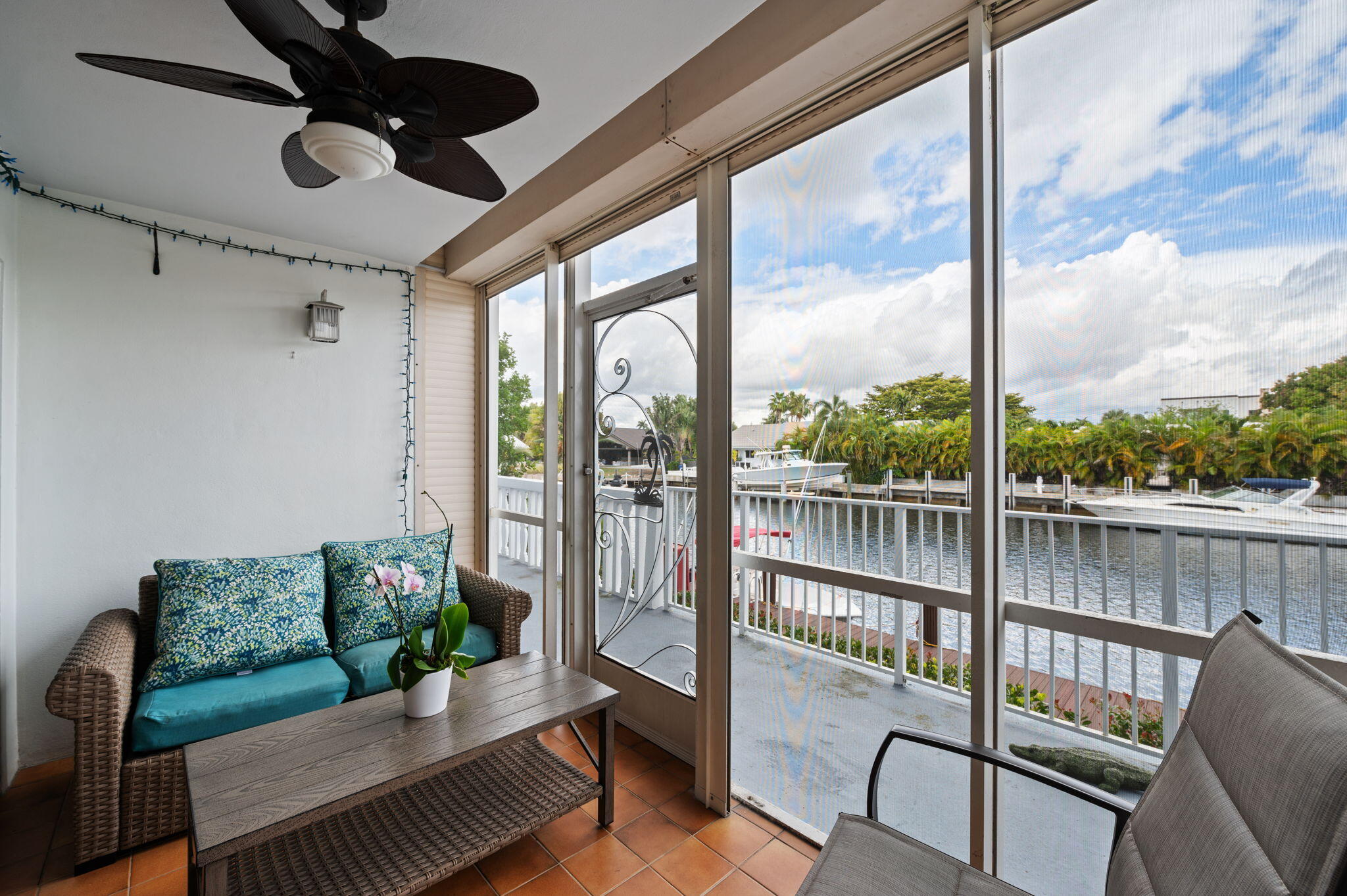 IMPERIAL CONDOMINIUM - Residential Lease
