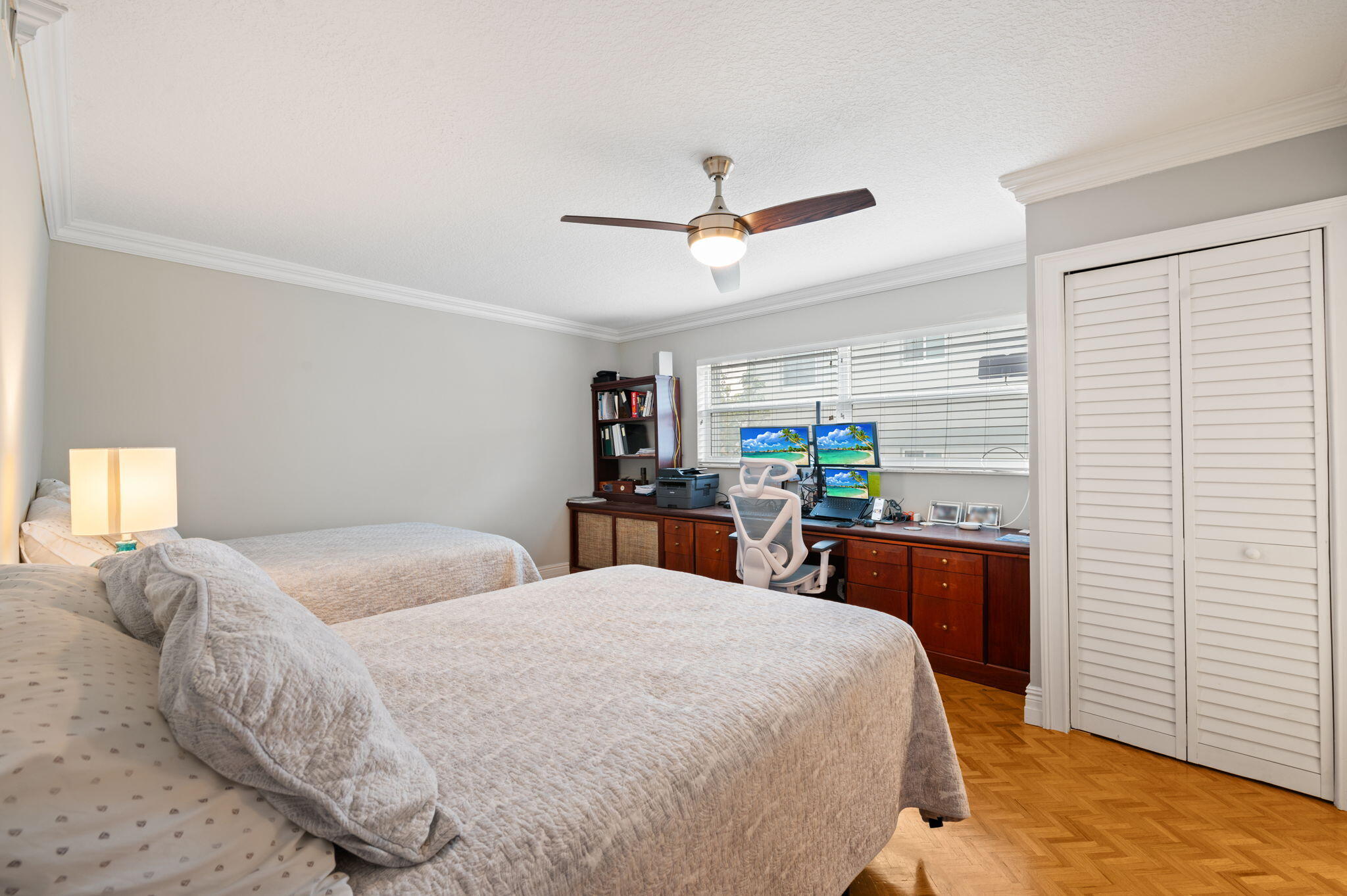 IMPERIAL CONDOMINIUM - Residential Lease