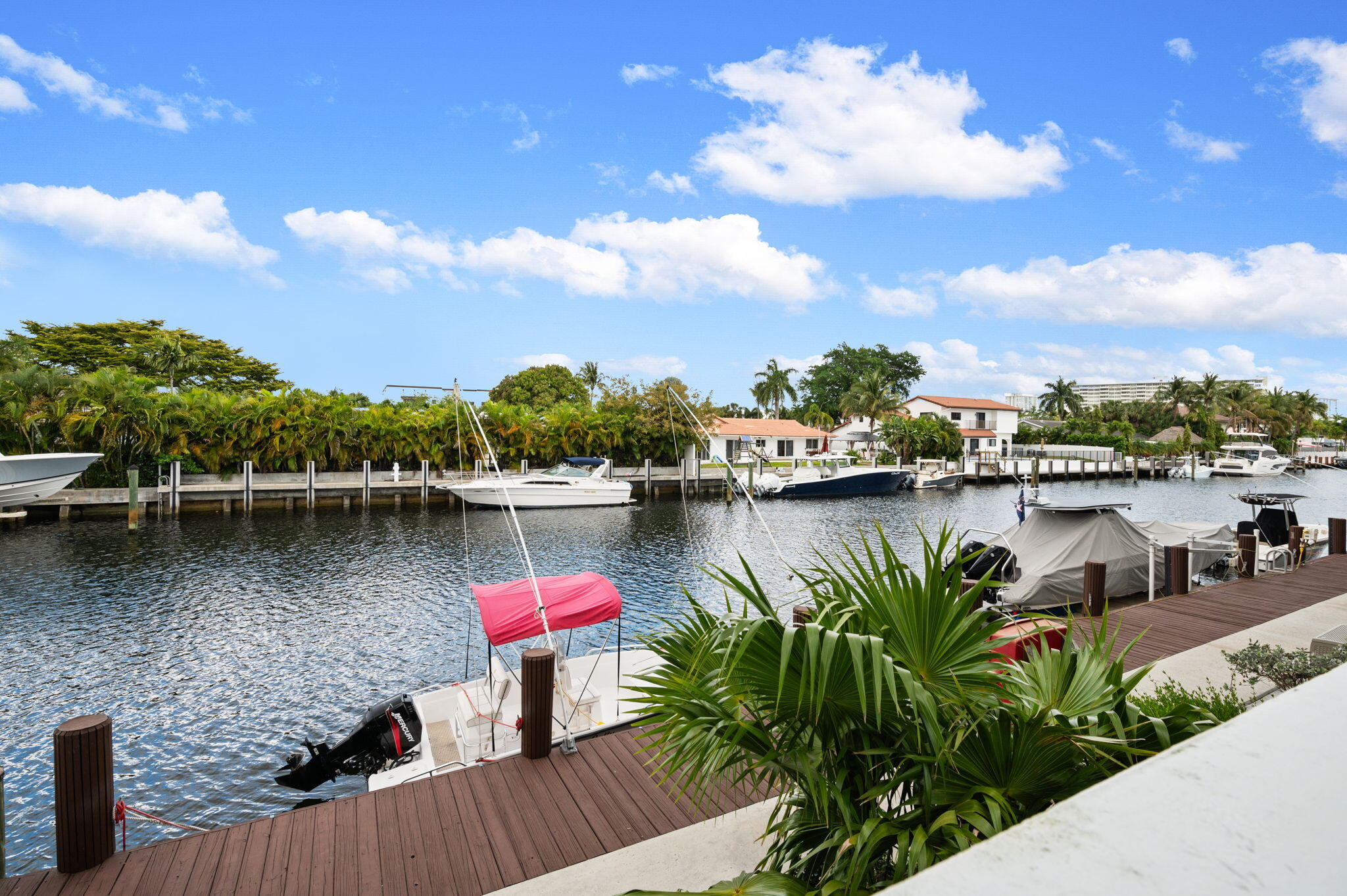 IMPERIAL CONDOMINIUM - Residential Lease