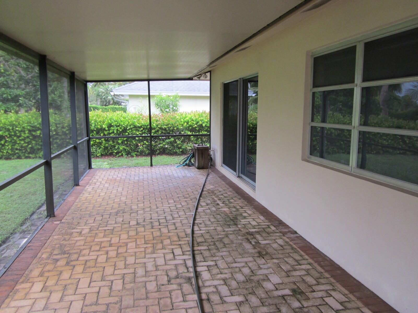 TEQUESTA IN PB 25 PGS 7 T - Residential