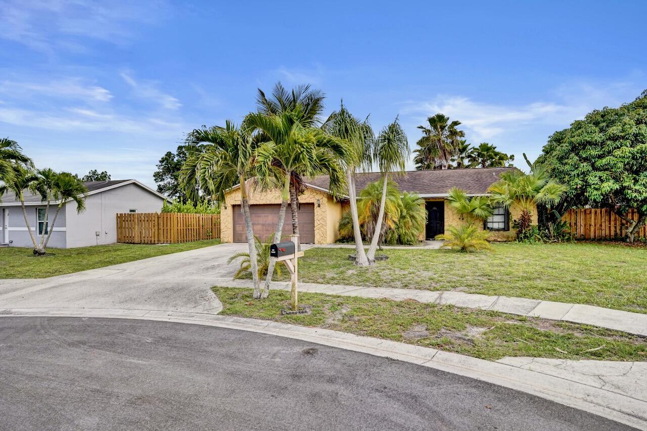 Properties 125 Seagull Court