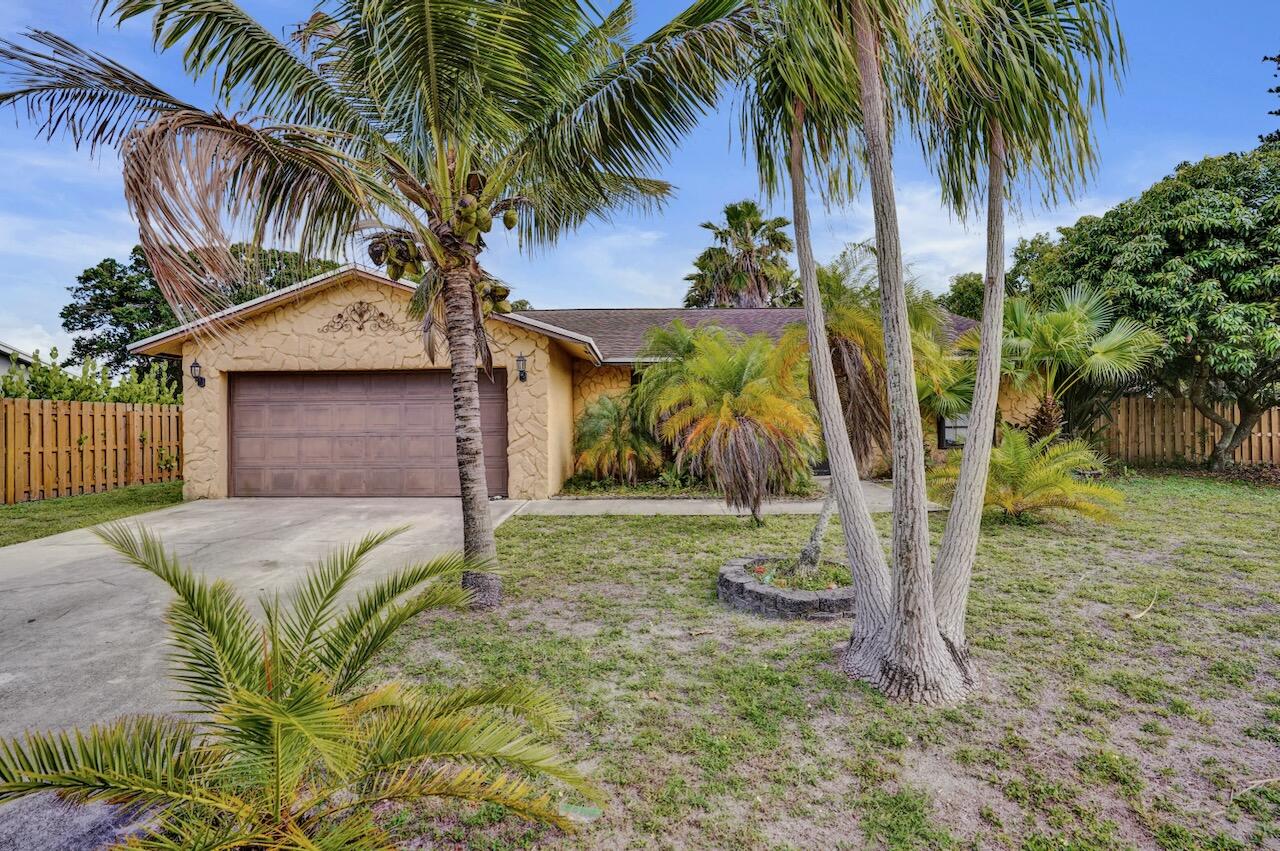 Properties 125 Seagull Court